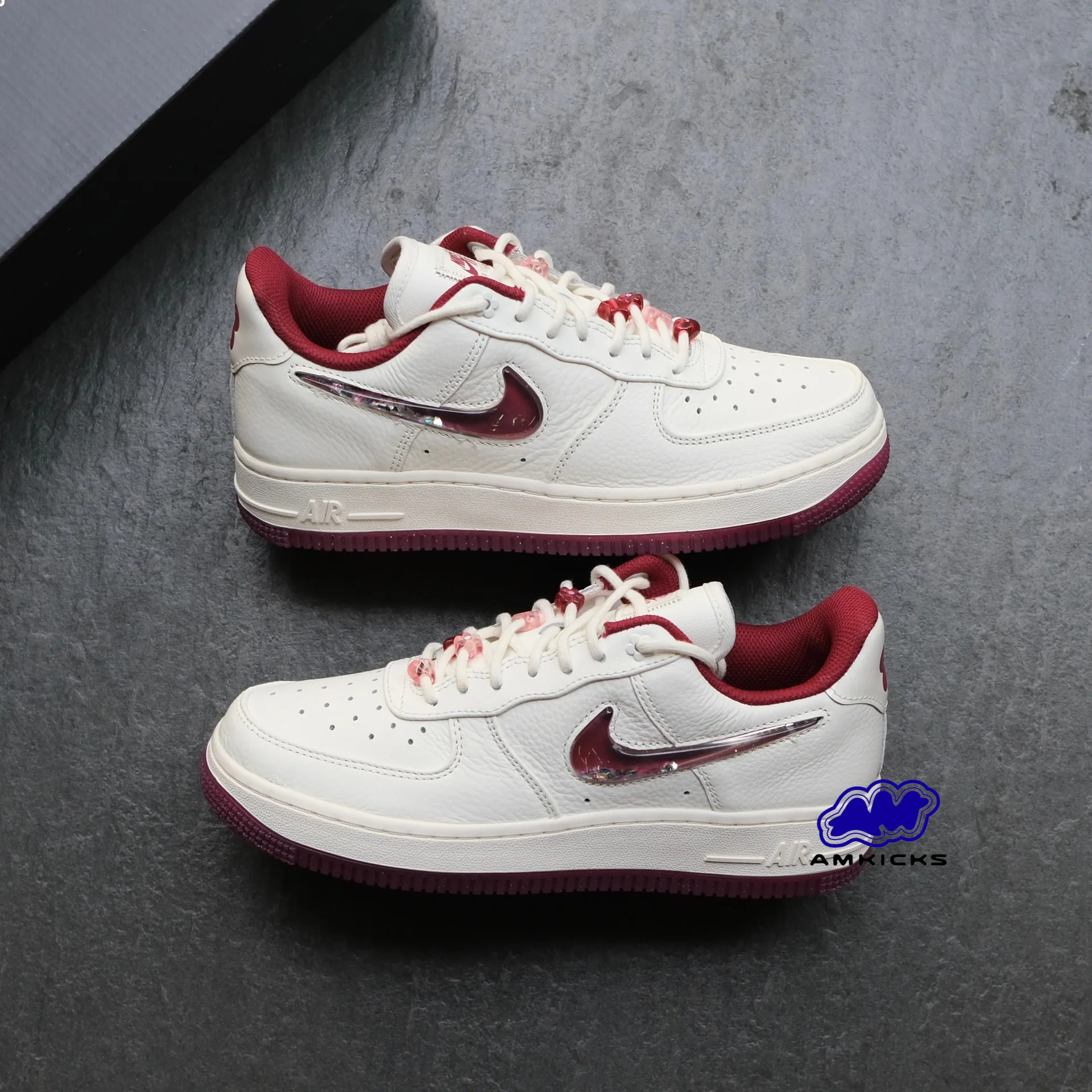 Air Force 1 Low '07 SE PRM Valentine's Day (2024)