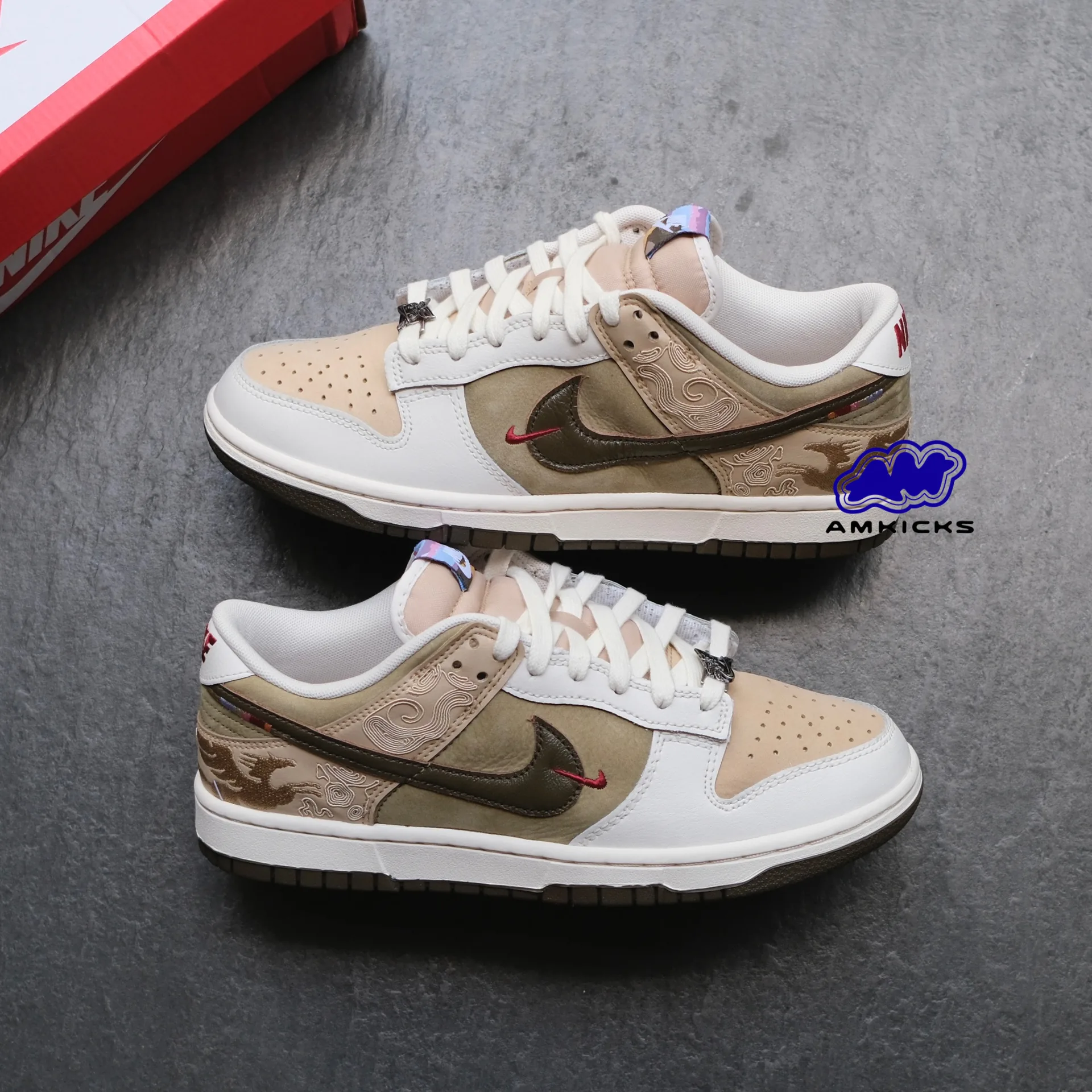 Nike Dunk Low "Pegasus Pack Linen Phantom"