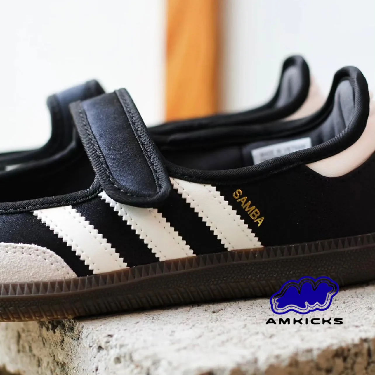 Adidas Samba Jane "Black Off White"