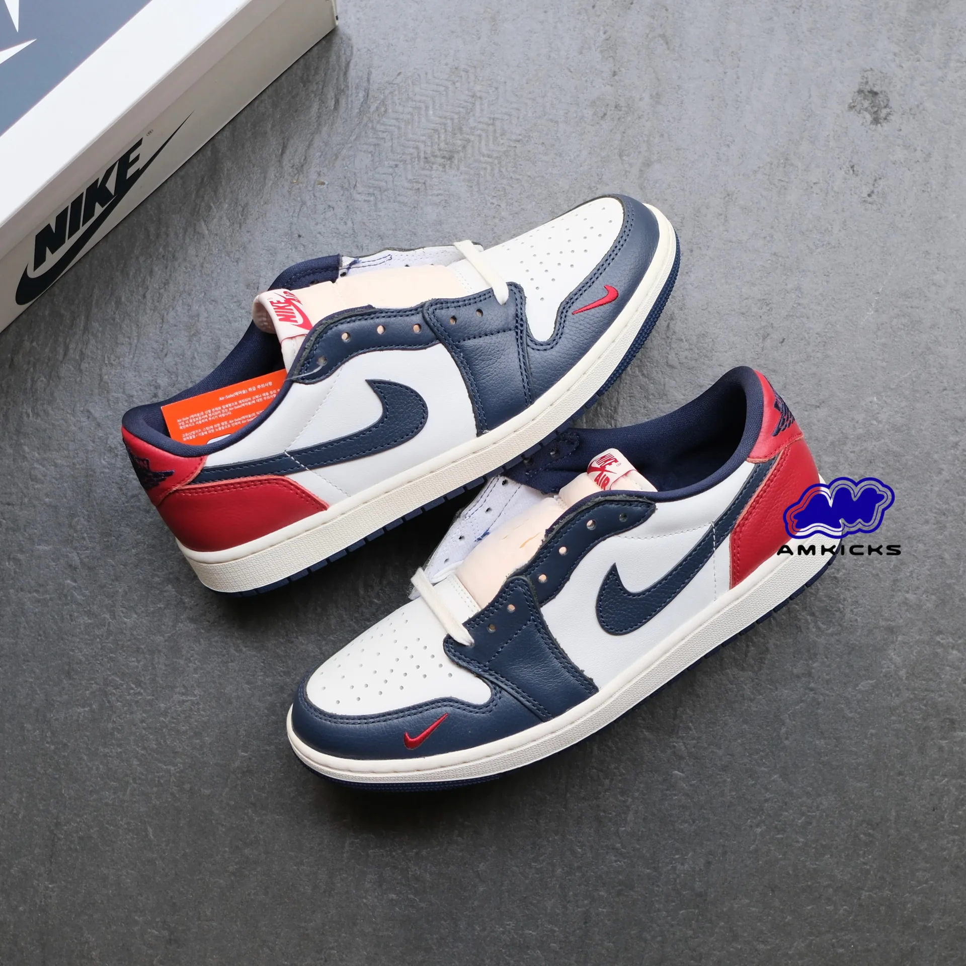 Jordan 1 Low OG "Howard University"