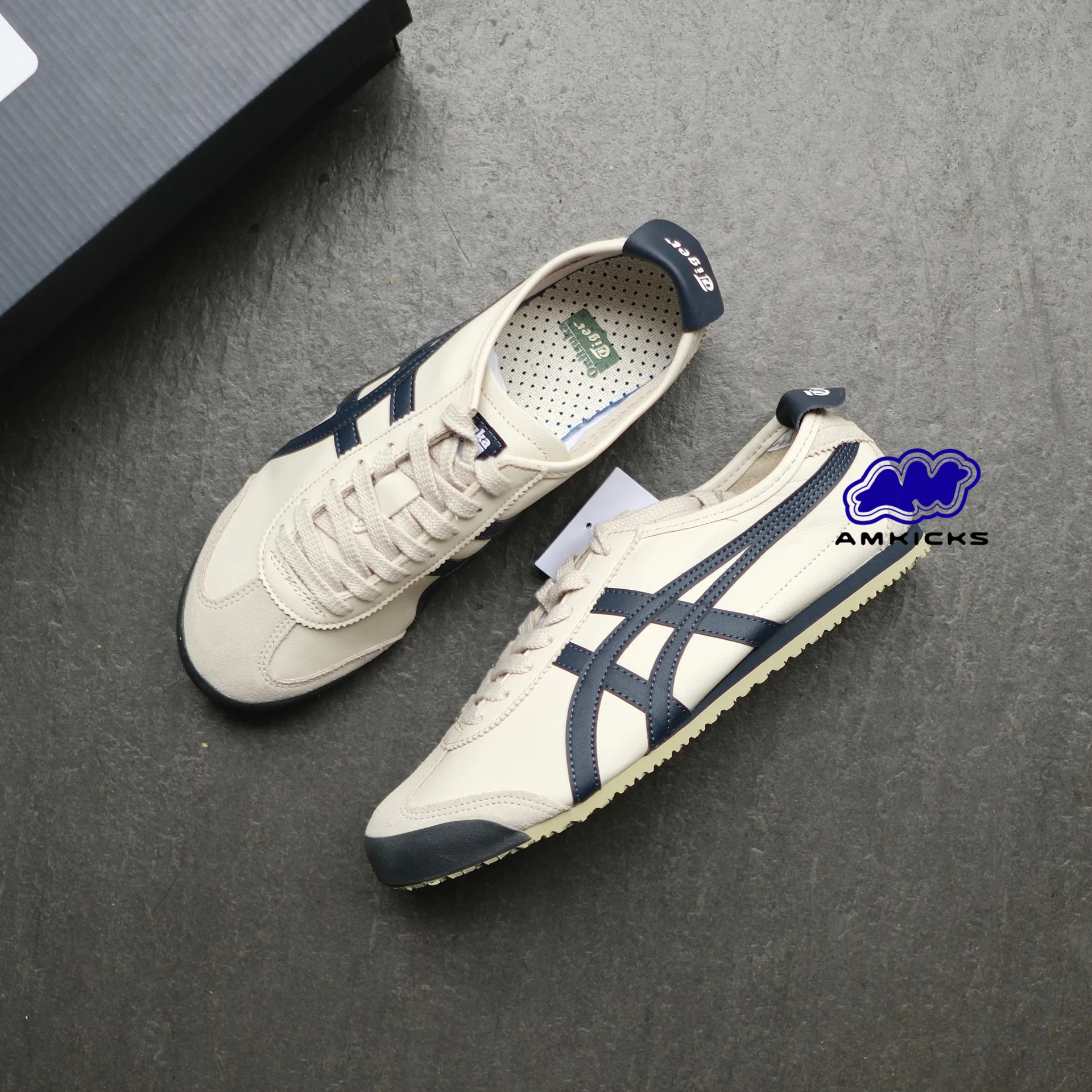 Onitsuka Tiger Mexico 66 Birch Peacoat
