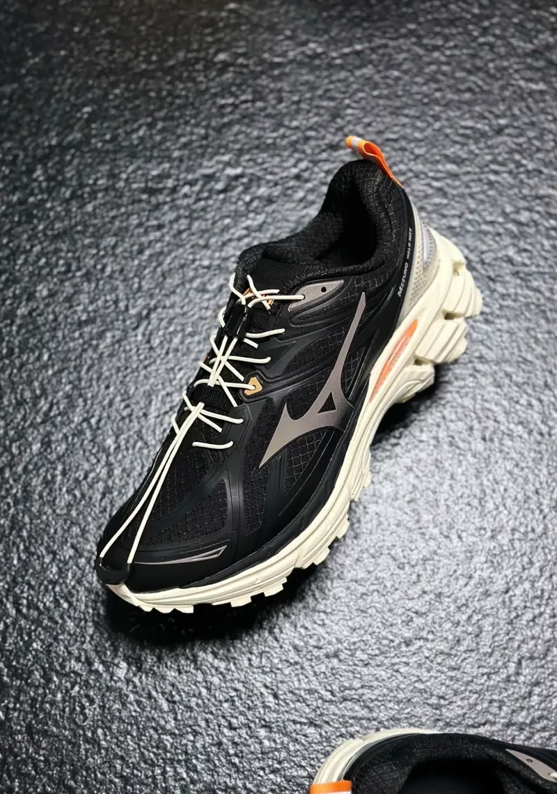 Mizuno Halo Mix TL "Black Cream"