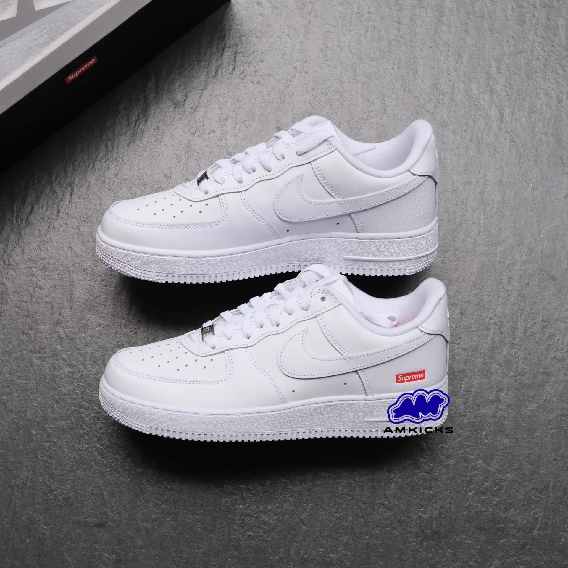 Air Force 1 Low "Supreme White"