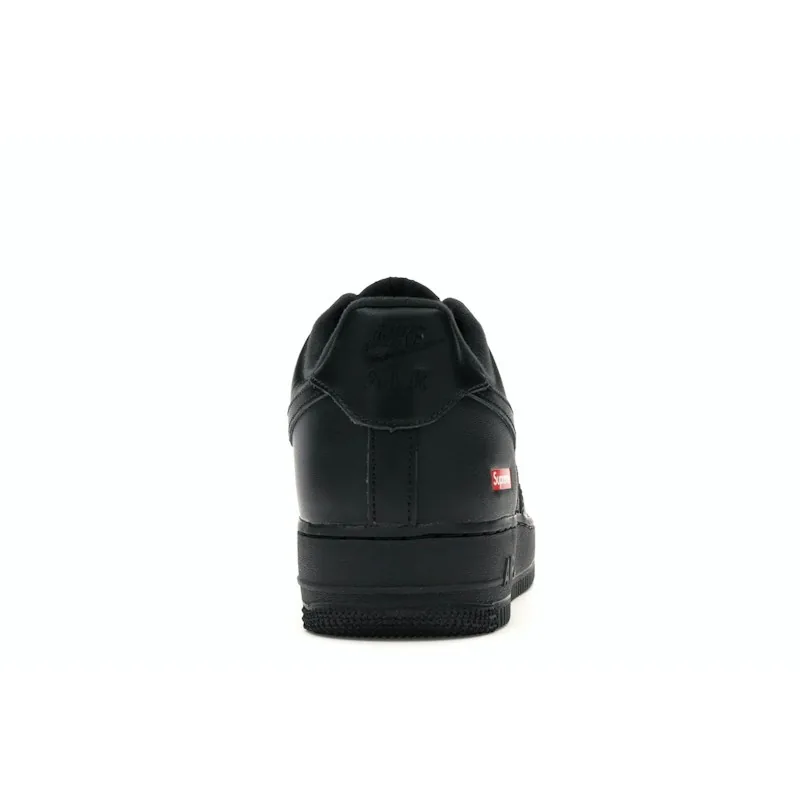 Nike Air Force 1 Low "Supreme Black"