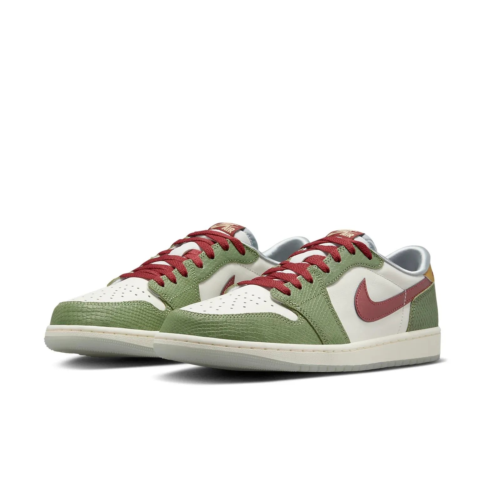 Jordan 1 Retro Low OG "Year of the Dragon"