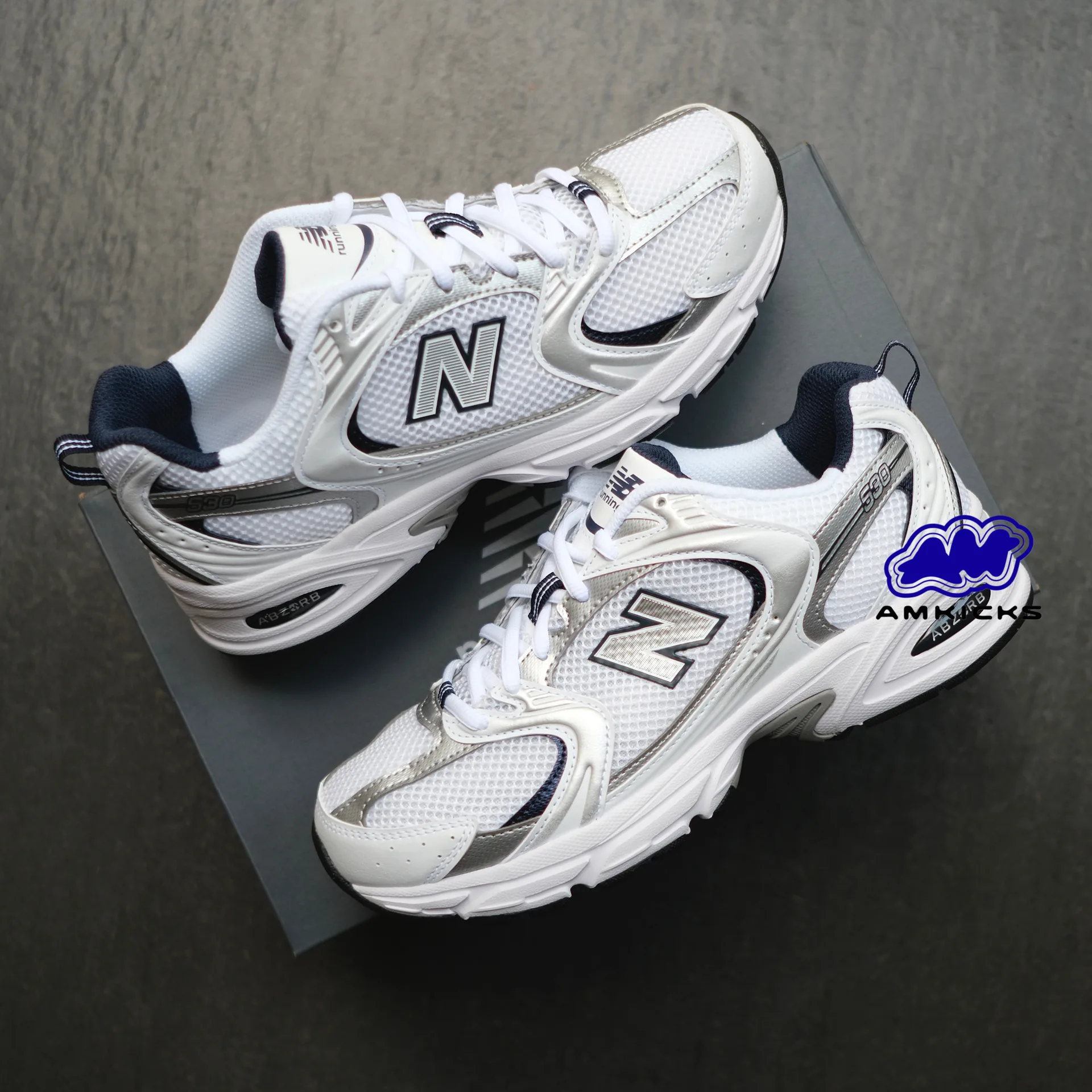 New Balance 530 "White Silver Navy"