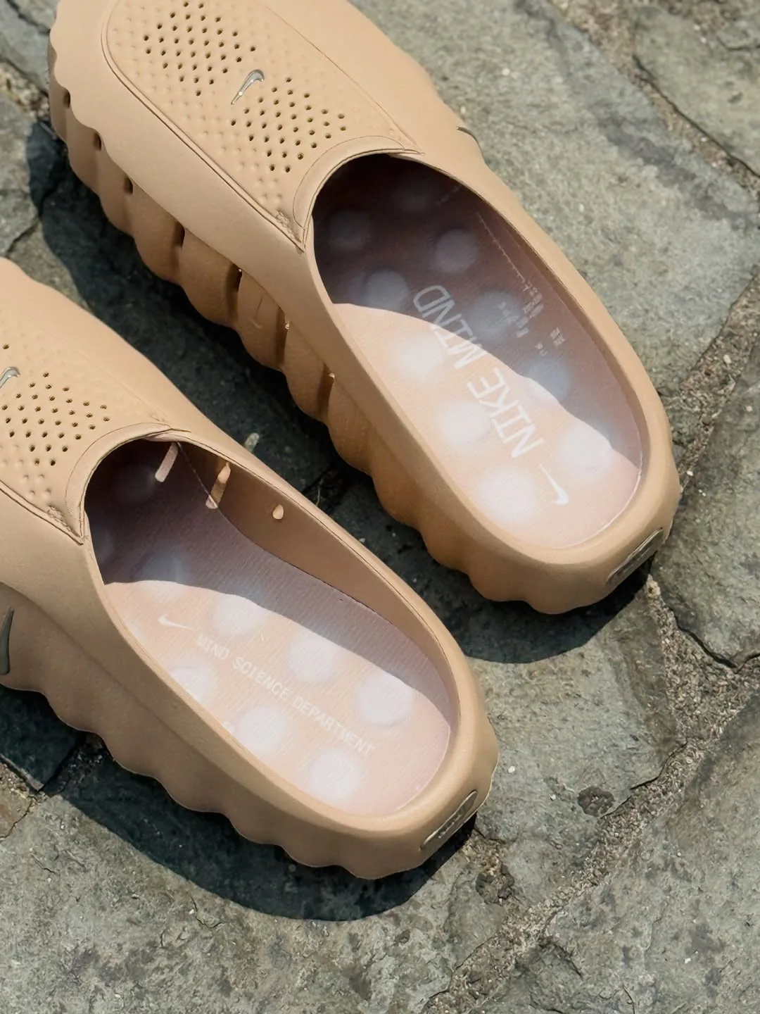 Mind 001 Slide "Rattan"