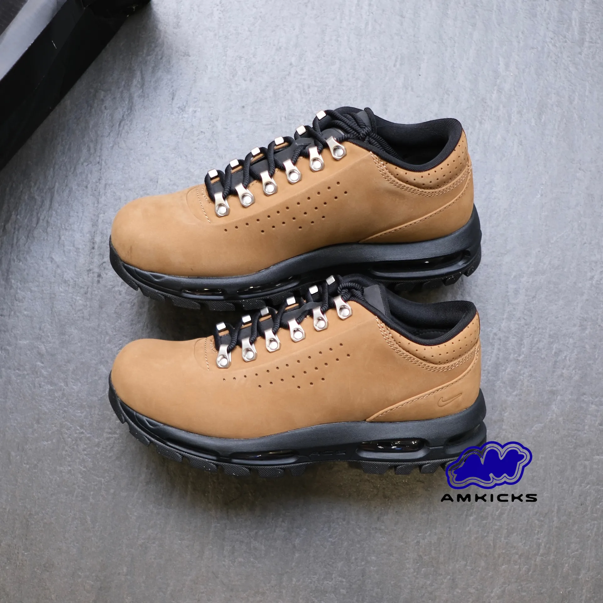 Nike Air Max Goadome Low Taupe