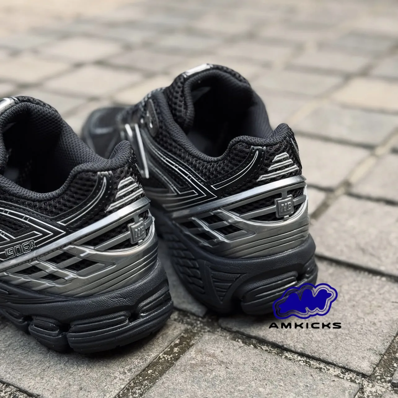New Balance 1906R "Black Grey"