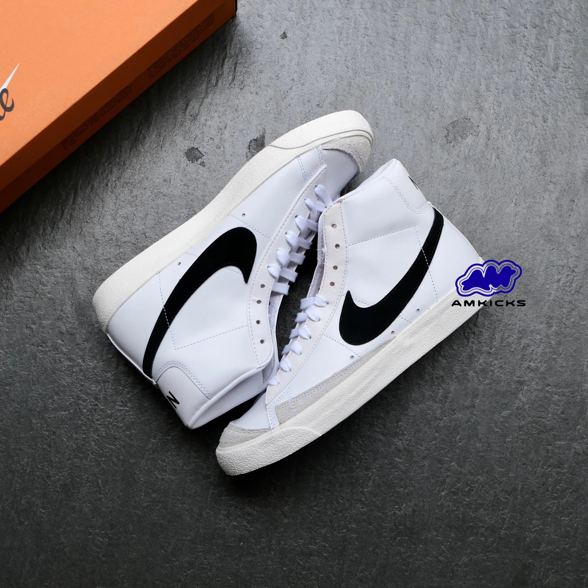 Nike Blazer Mid 77 Vintage "White Black"