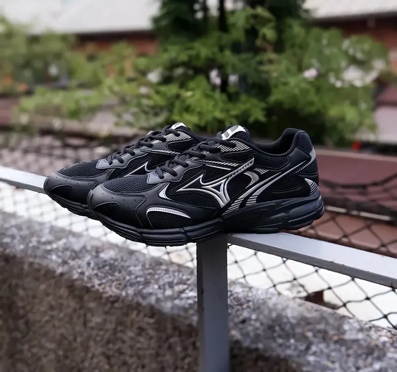 MIZUNO Speed 2K "Black Silver" - D1GH222903