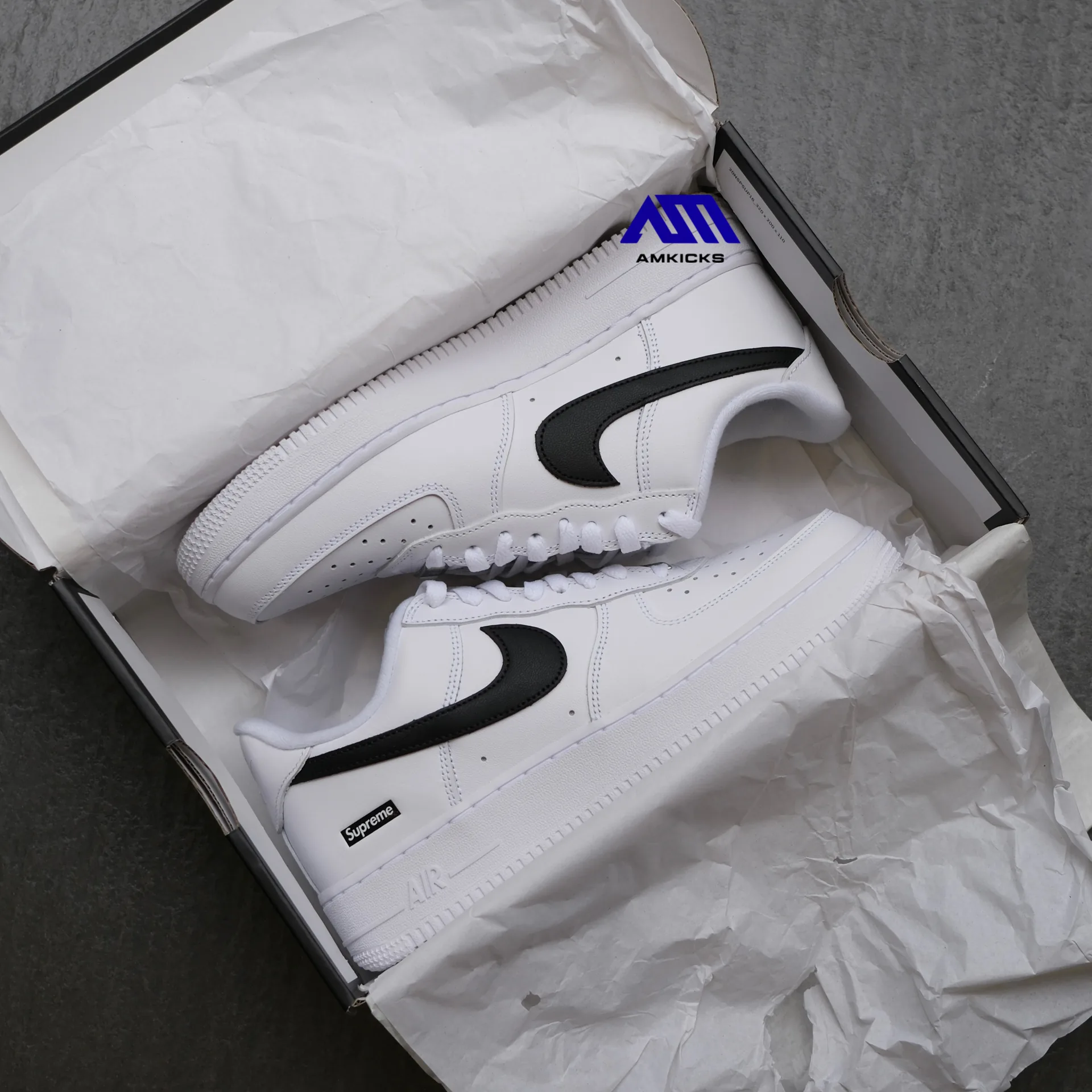Air Force 1 Low "Supreme White Black"