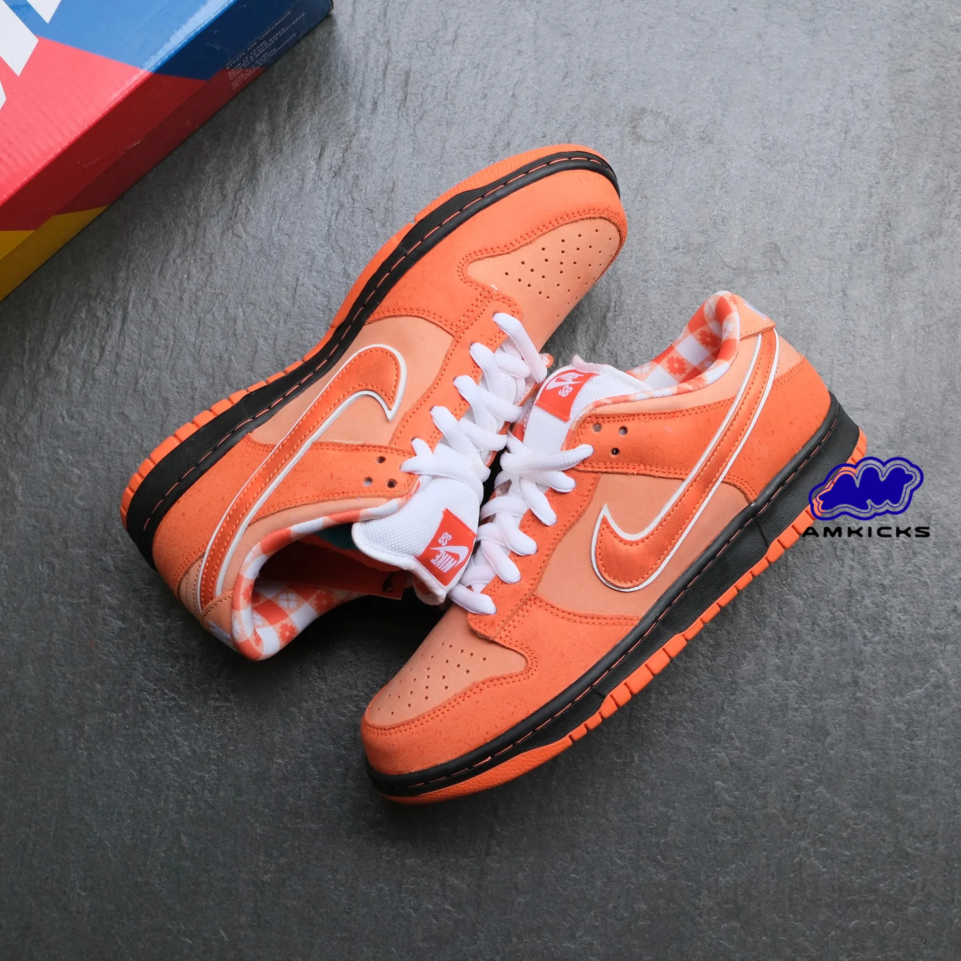 Nike SB Dunk Low "Concepts Orange Lobster"