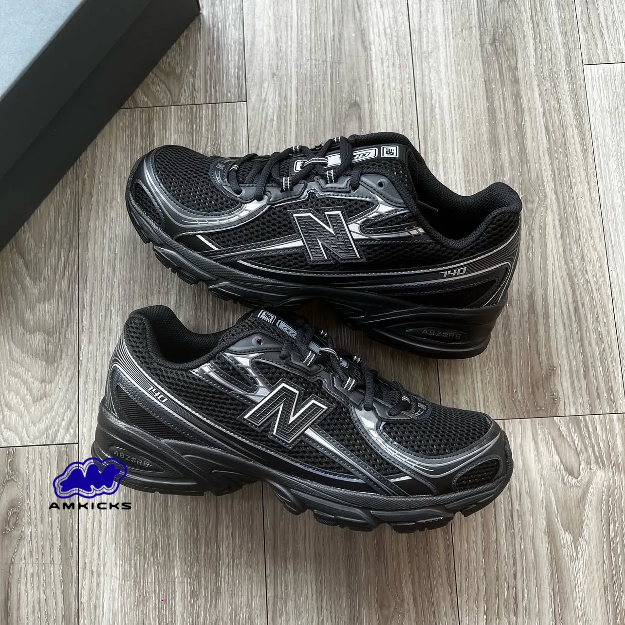 New Balance 740v2 "Black Grey Silver"