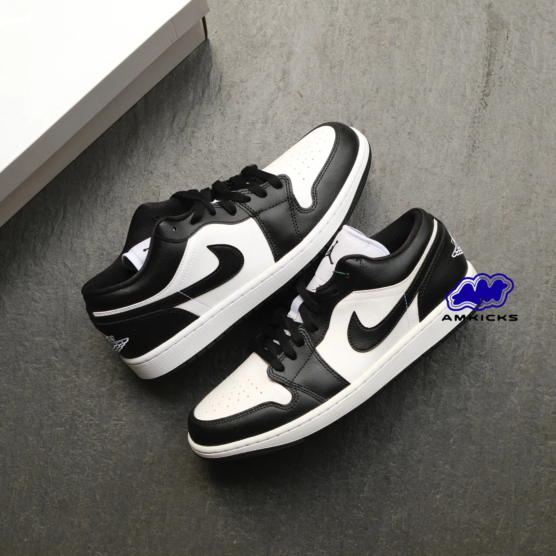 Jordan 1 Low Panda
