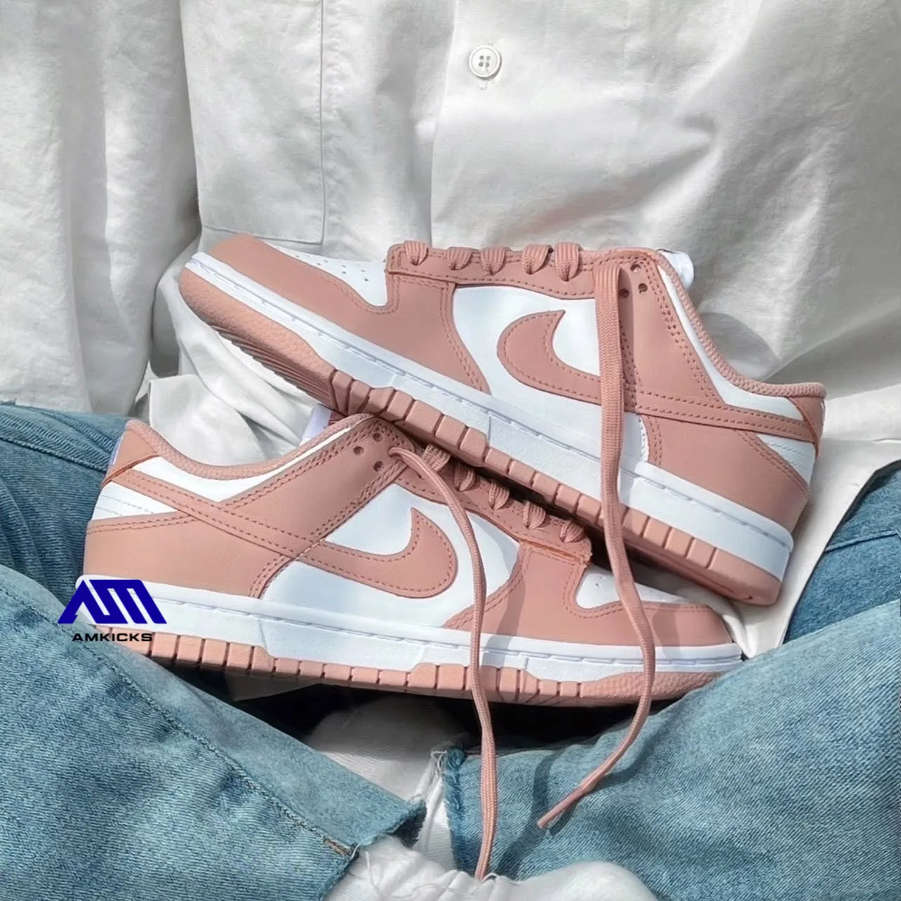Nike Dunk Low "Rose Whisper"
