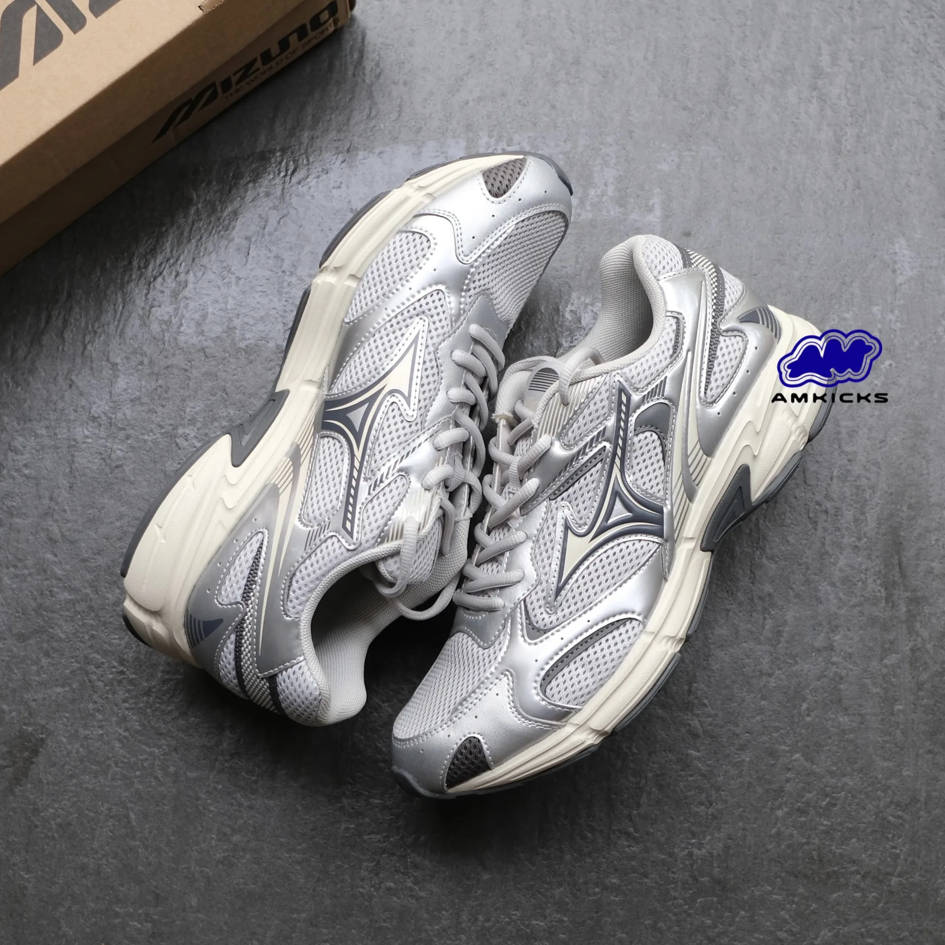 MIZUNO Speed 2K "Silver Cream" - D1GH222917