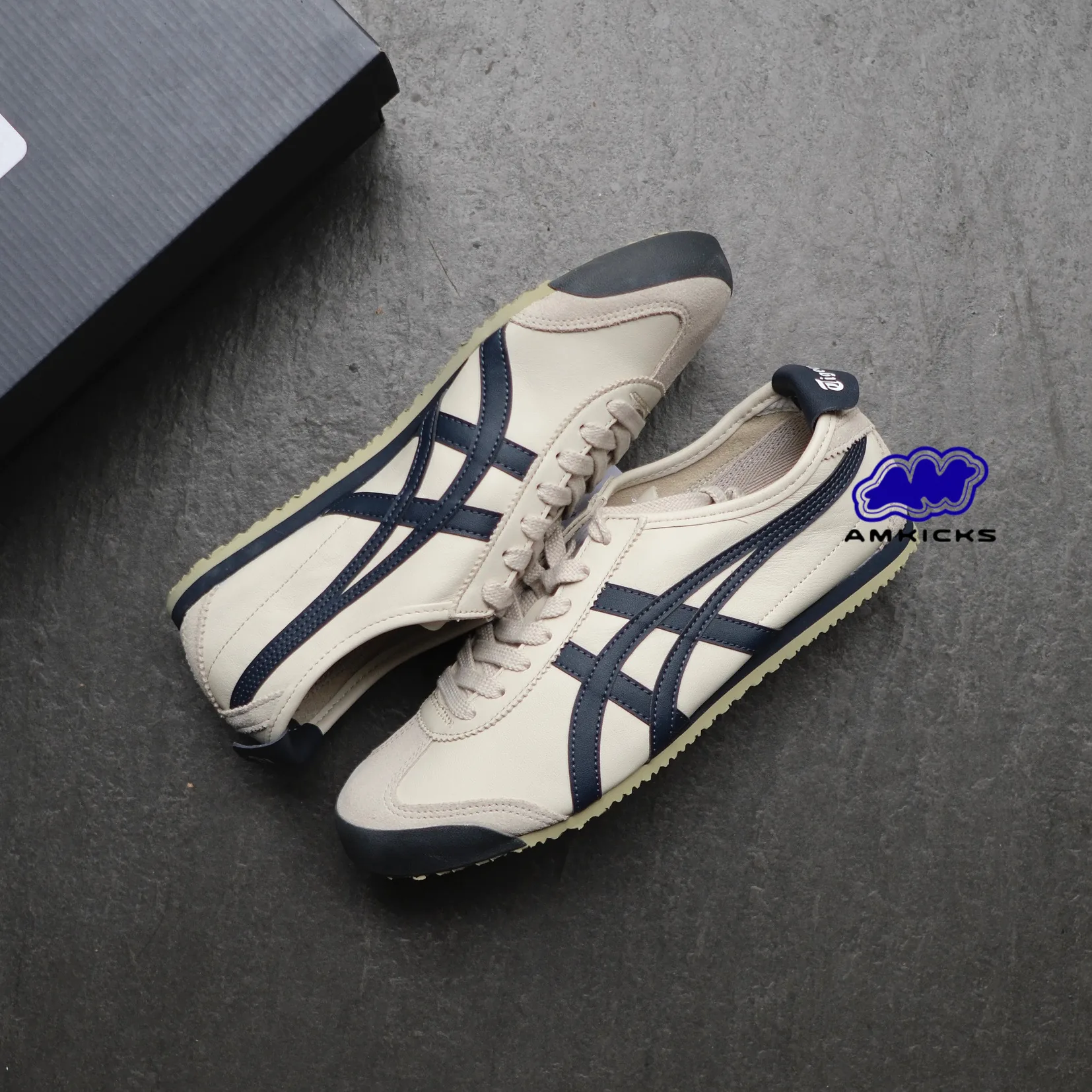 Onitsuka Tiger Mexico 66 Birch Peacoat