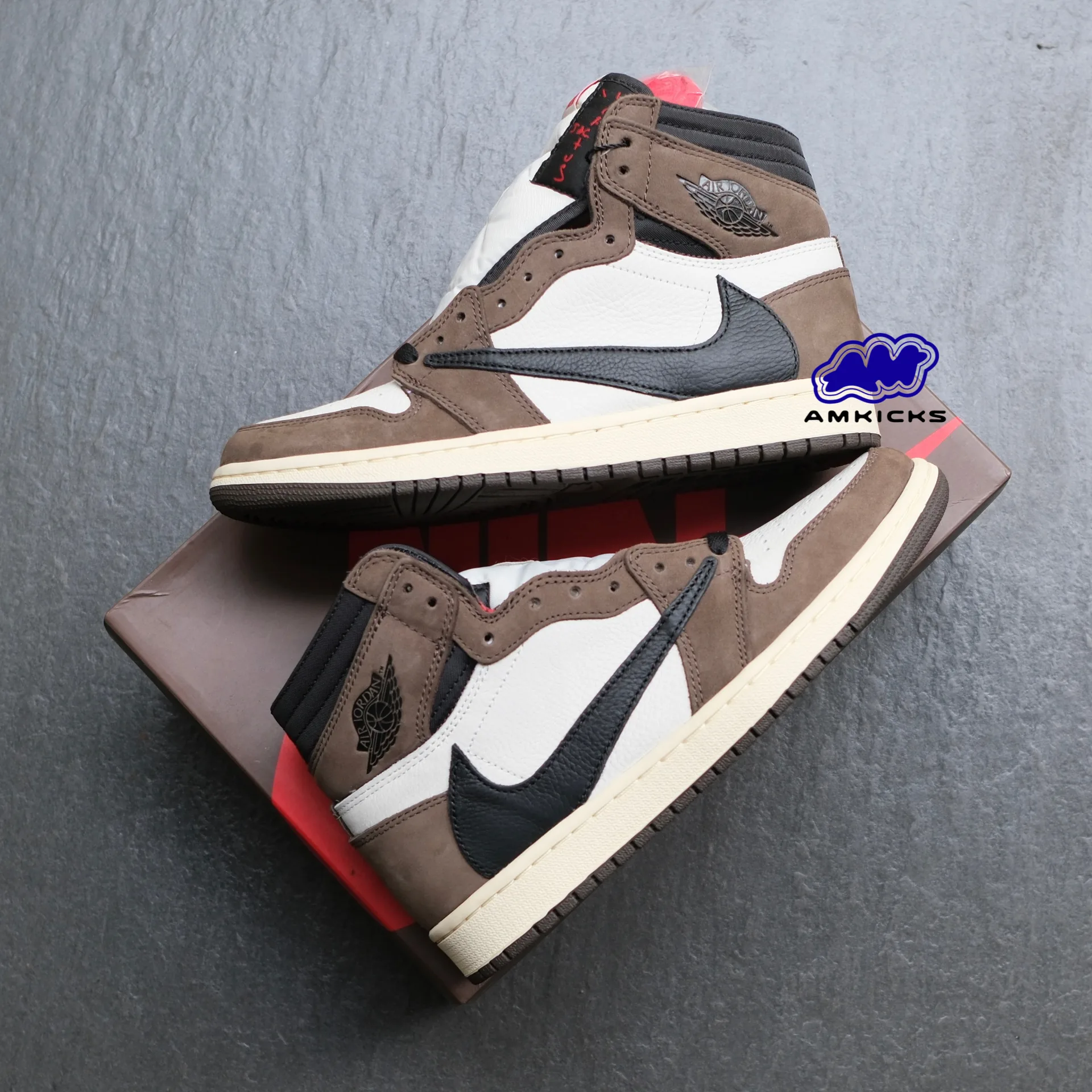 Jordan 1 Retro High OG SP "Travis Scott Mocha"