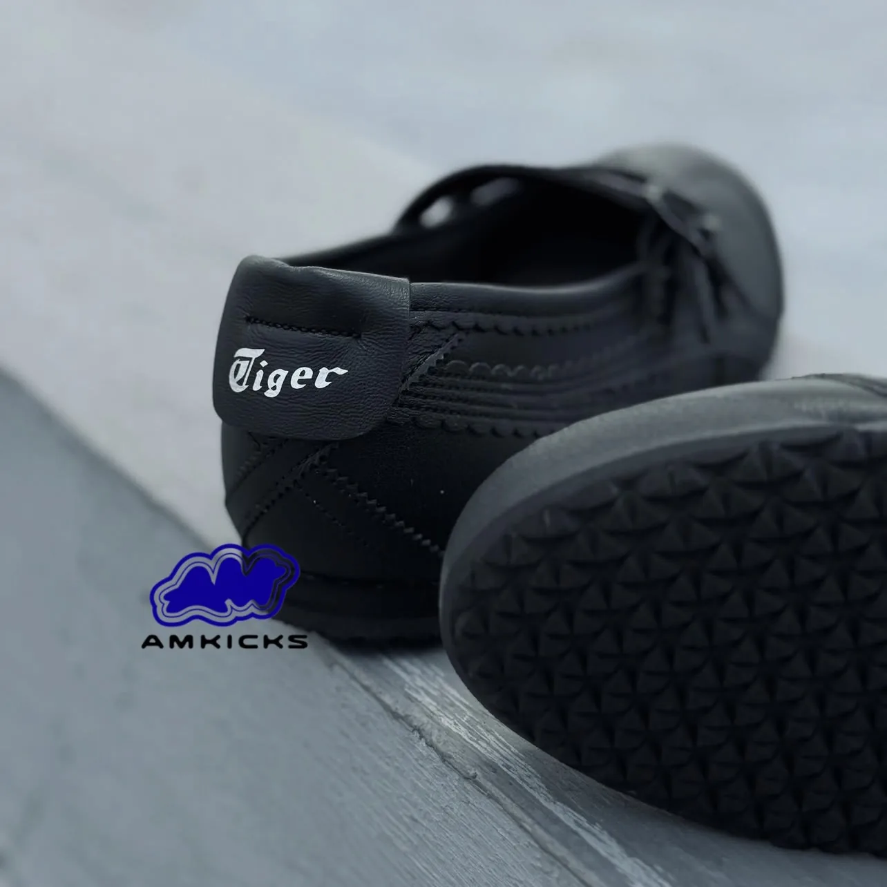 Onitsuka Tiger Mexico 66 TGRS "Black"