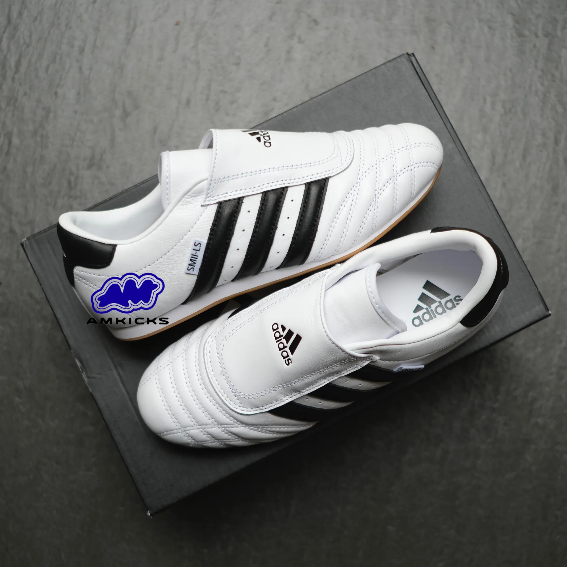 adidas Taekwondo "White Black"
