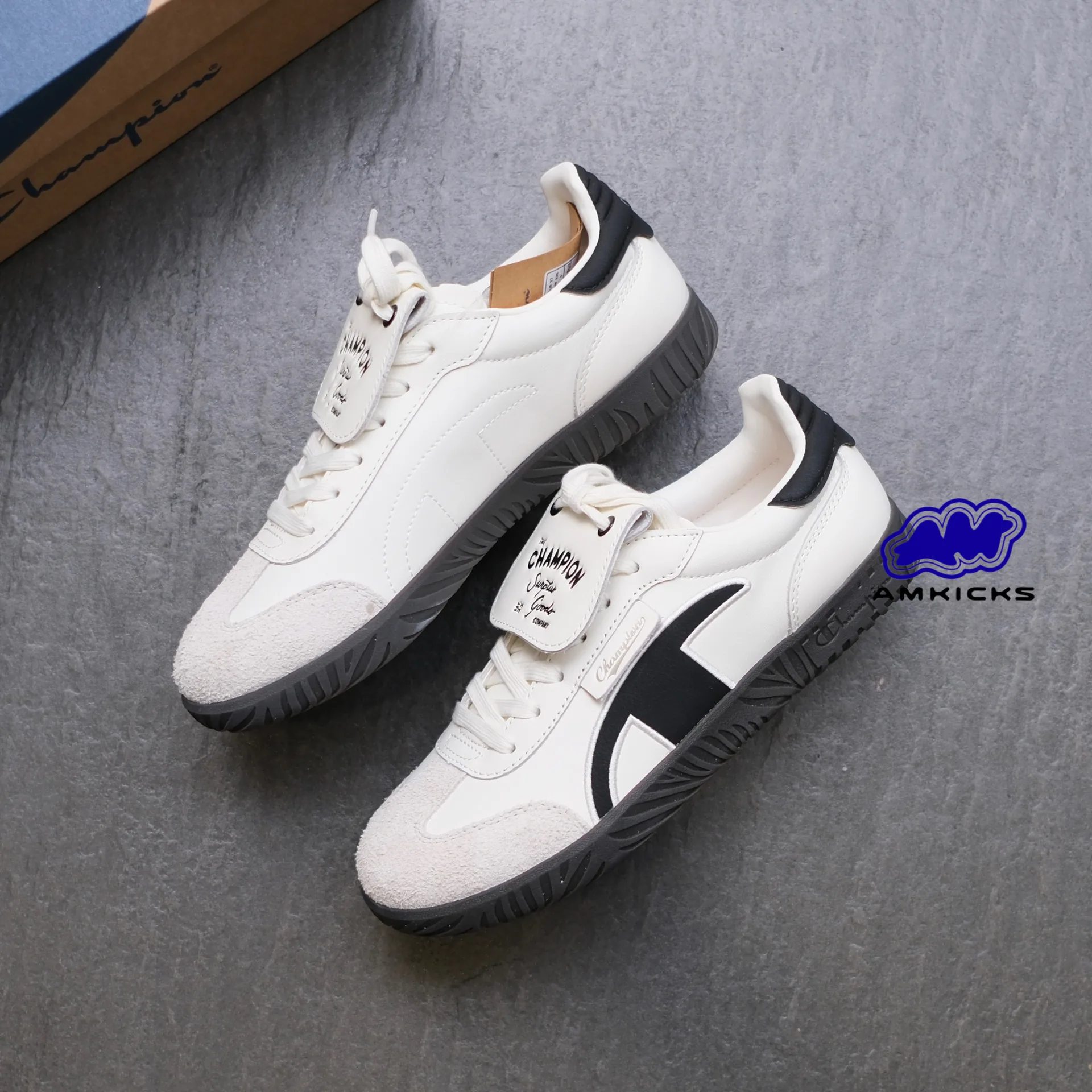 Champion Essentials Champ T-Trainer Cream Black