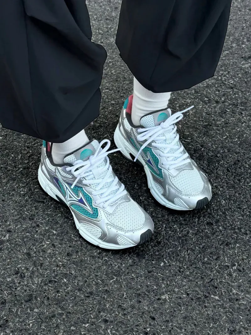 Mizuno Speed 2K "Turquoise Blue"