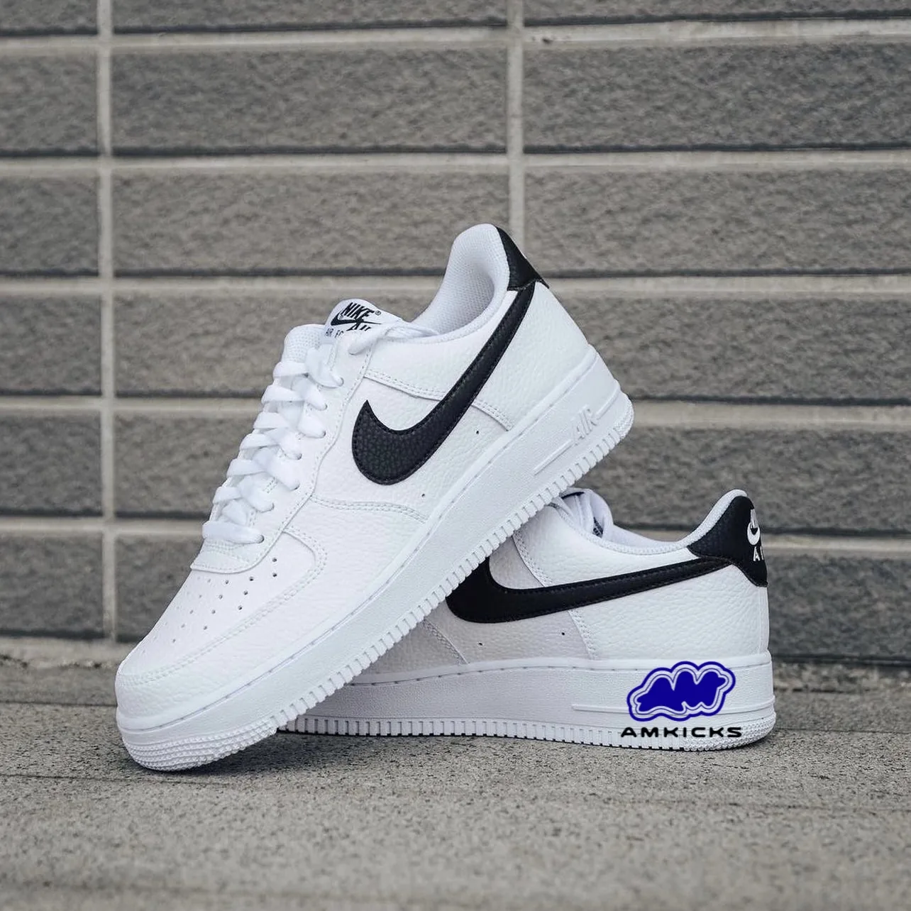 Nike Air Force 1 Low '07 "White Black Pebbled Leather"