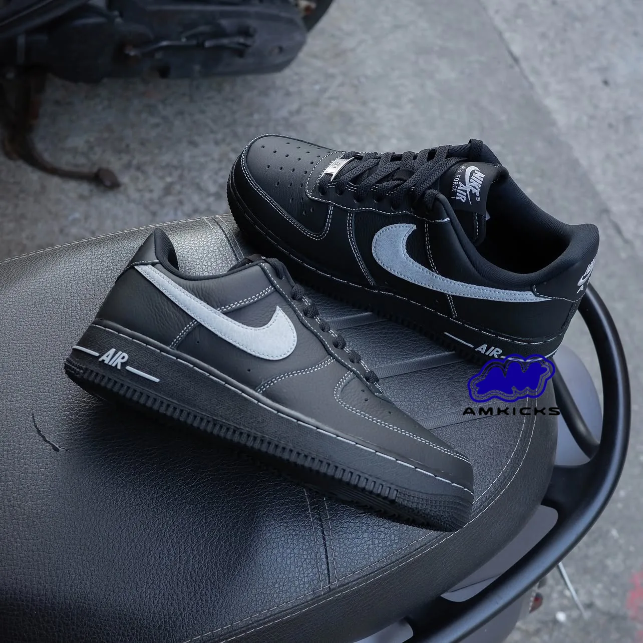 Nike Air Force 1 Low '07 LV8 "Black Grey"