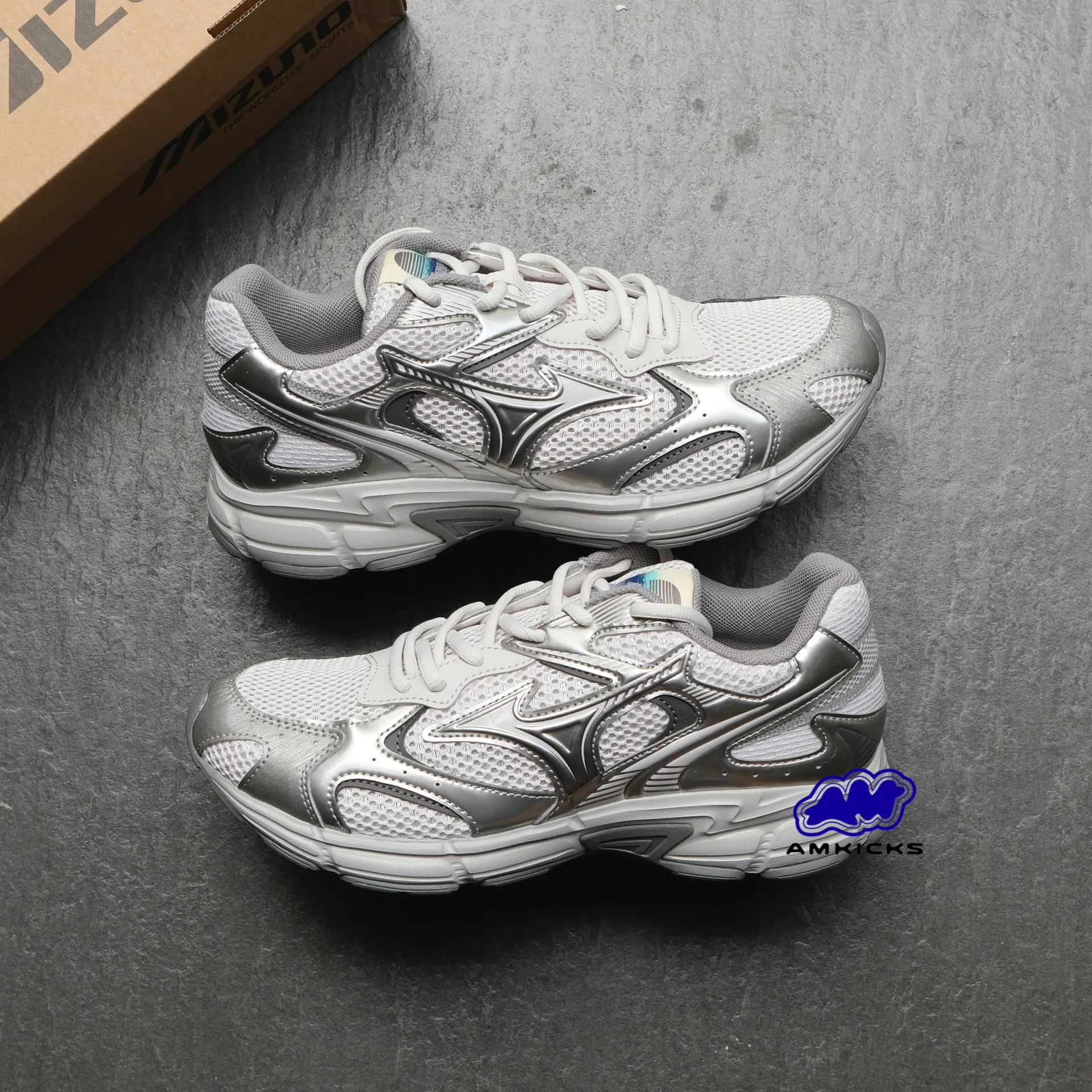 MIZUNO Speed 2K "White Silver"