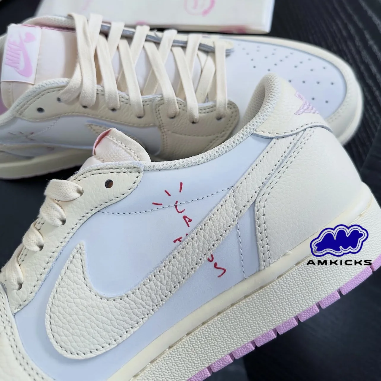 Jordan 1 Retro Low OG SP "Travis Scott Shy Pink"
