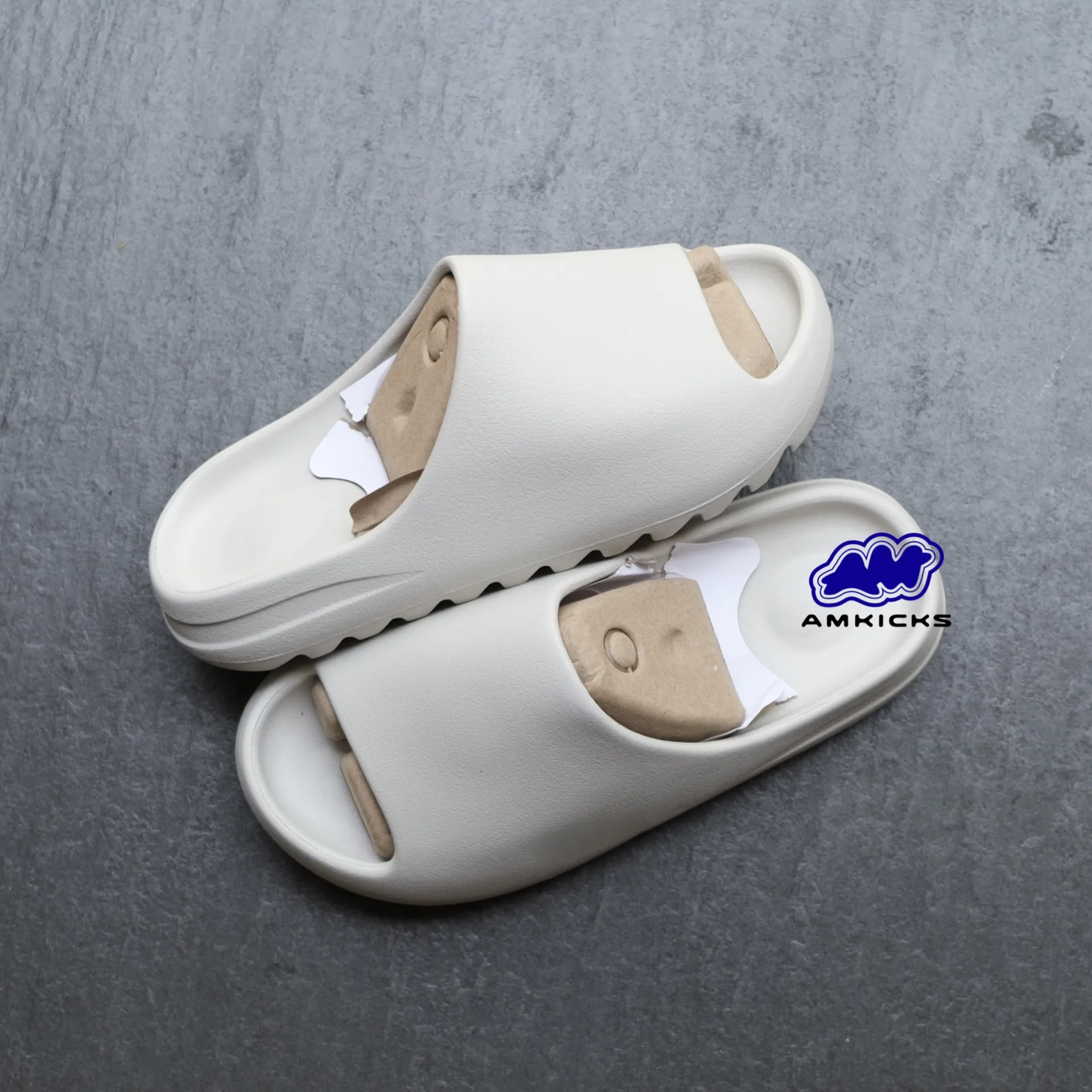 Yeezy Slide YZY YS-01 Cream