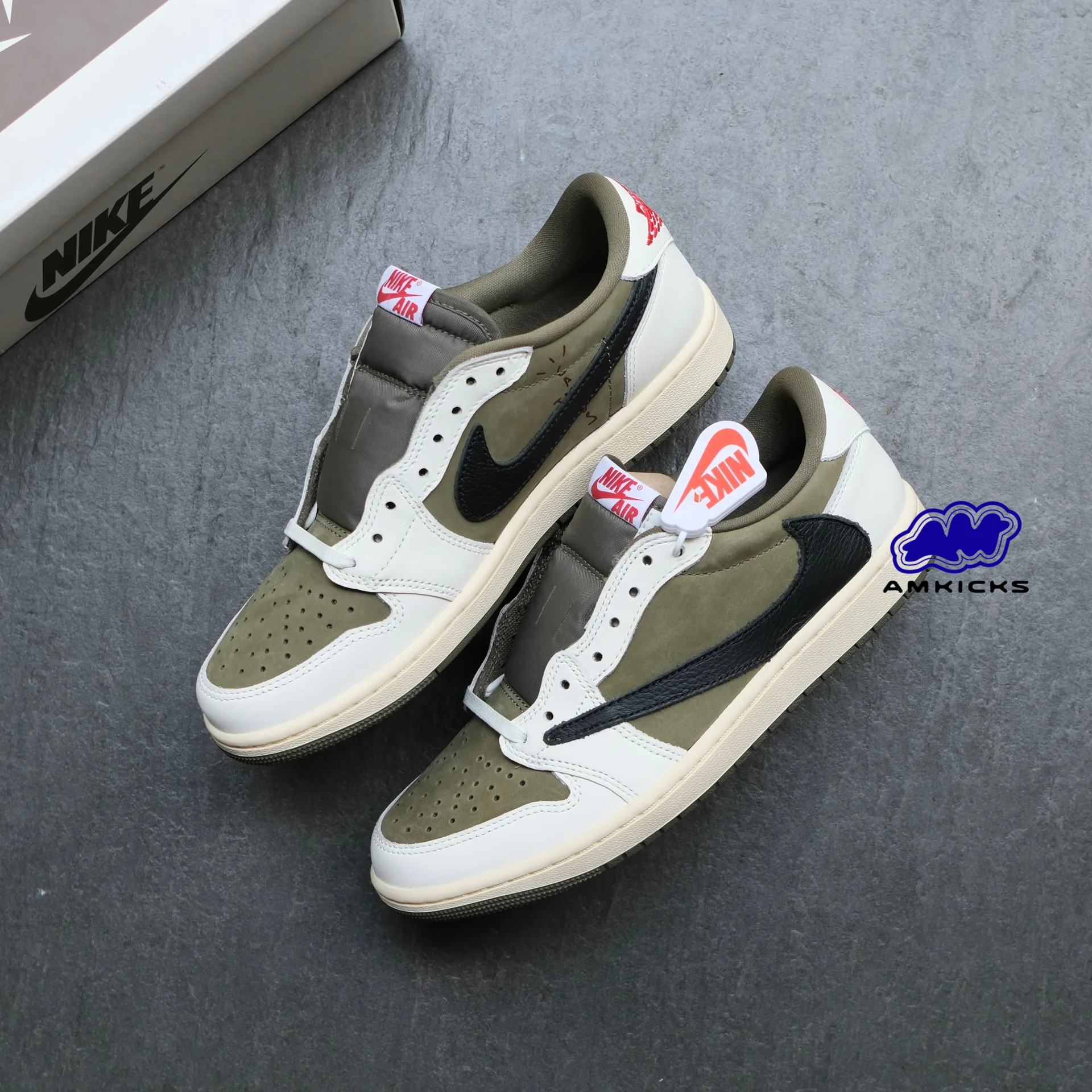 Jordan 1 Retro Low OG SP "Travis Scott Medium Olive"