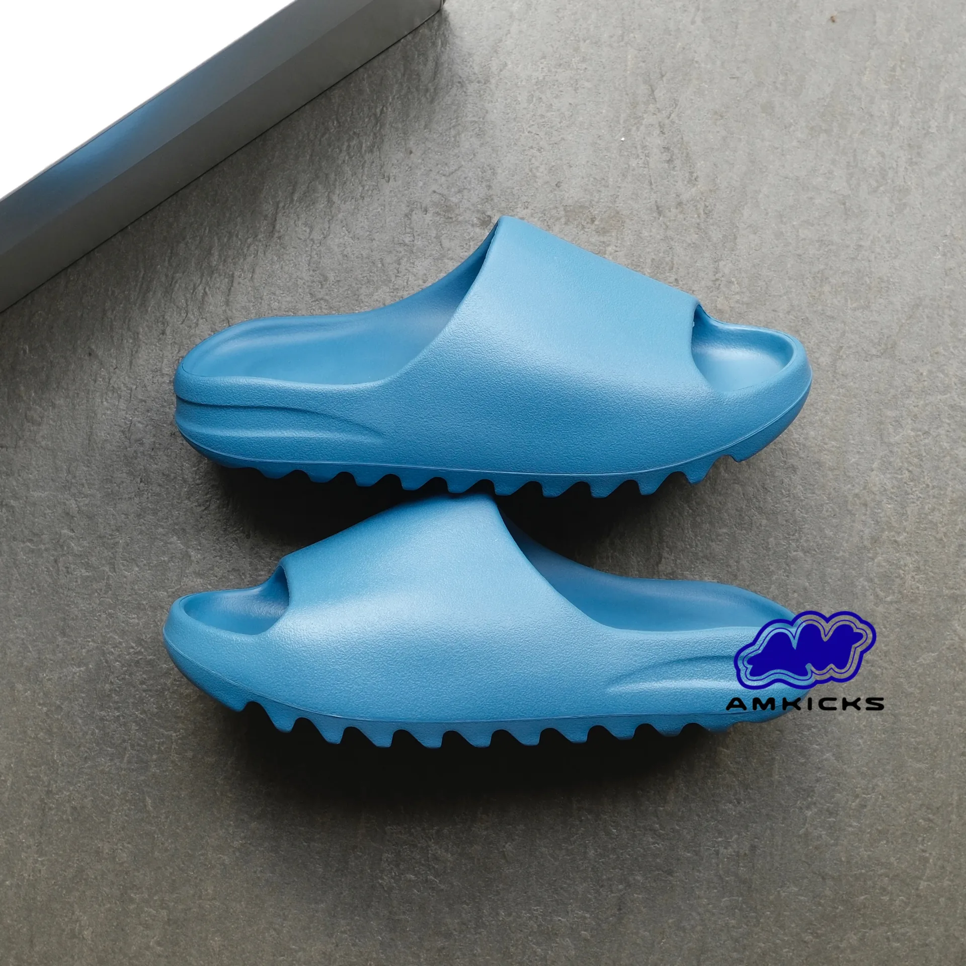Yeezy Slide YZY YS-01 "Blue"