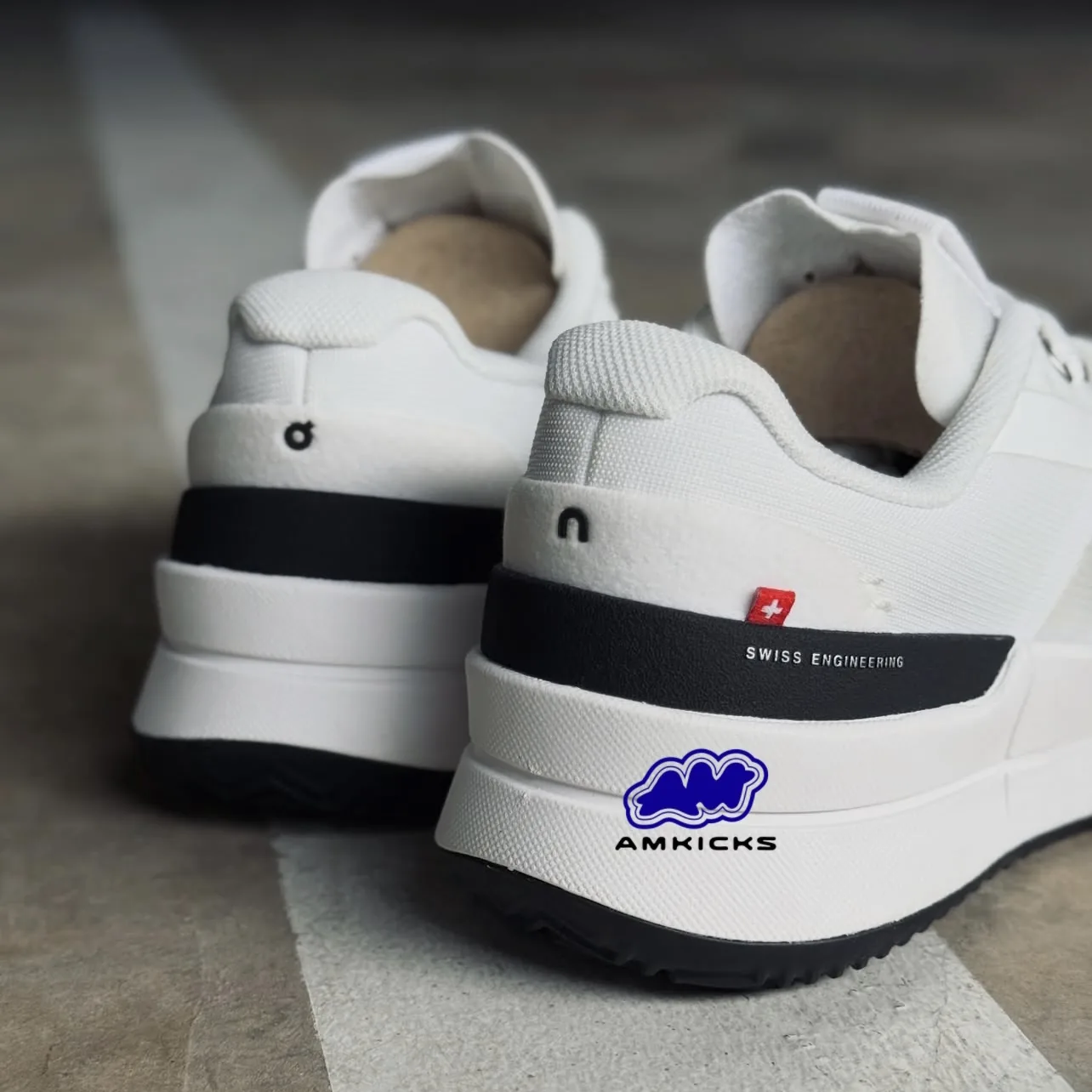 On The Roger Pro 2 "Clay White Black"