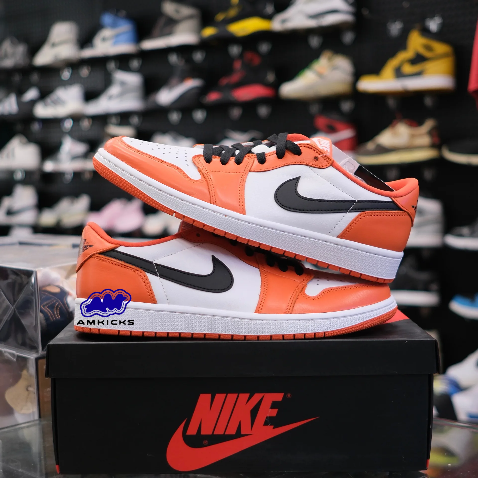 Jordan 1 Low OG "Starfish"