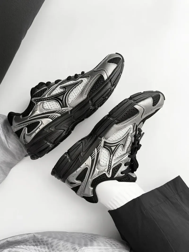 MIZUNO Speed 2K "Metallic Silver Black" - D1GH252908