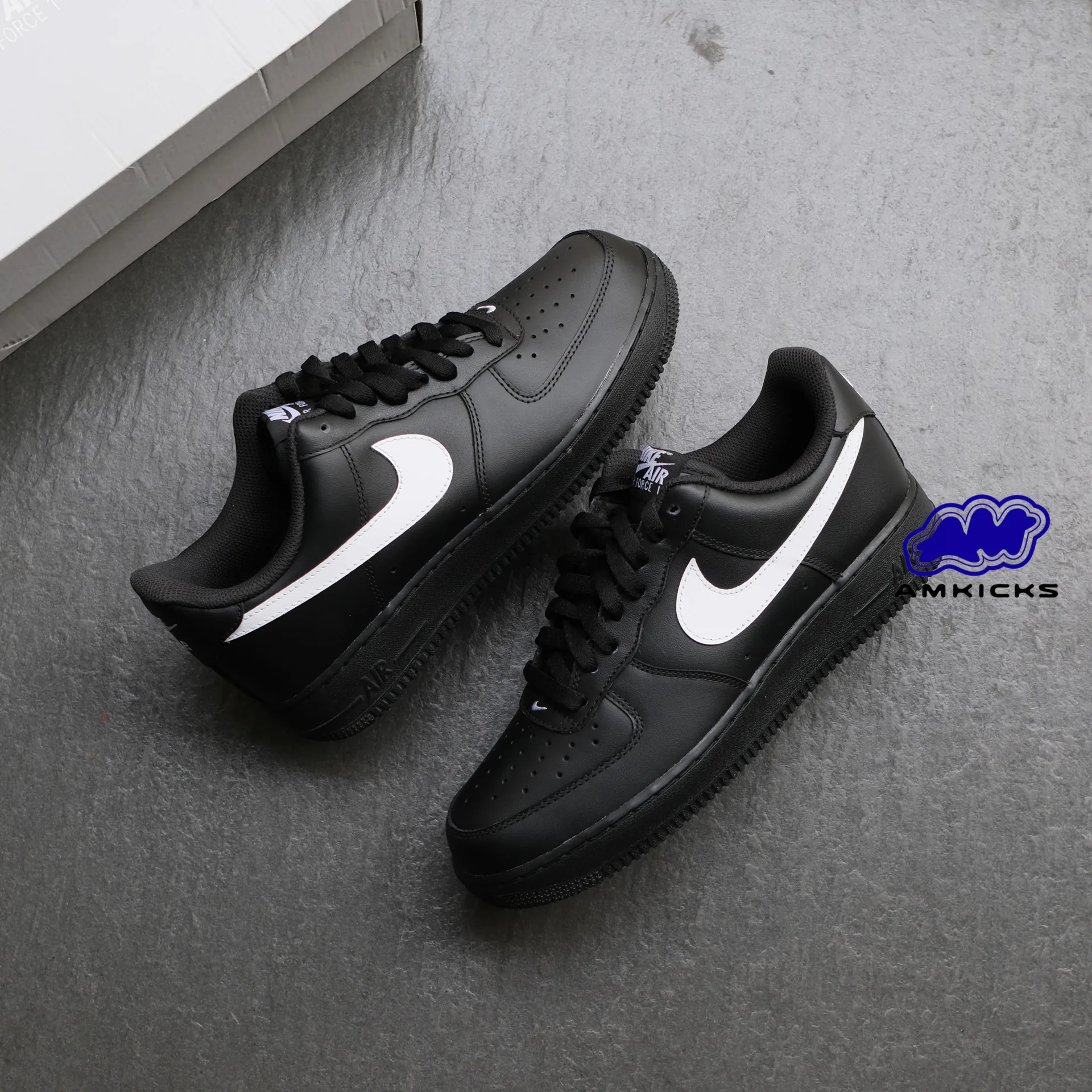 Air Force 1 Low '07 "Black White"