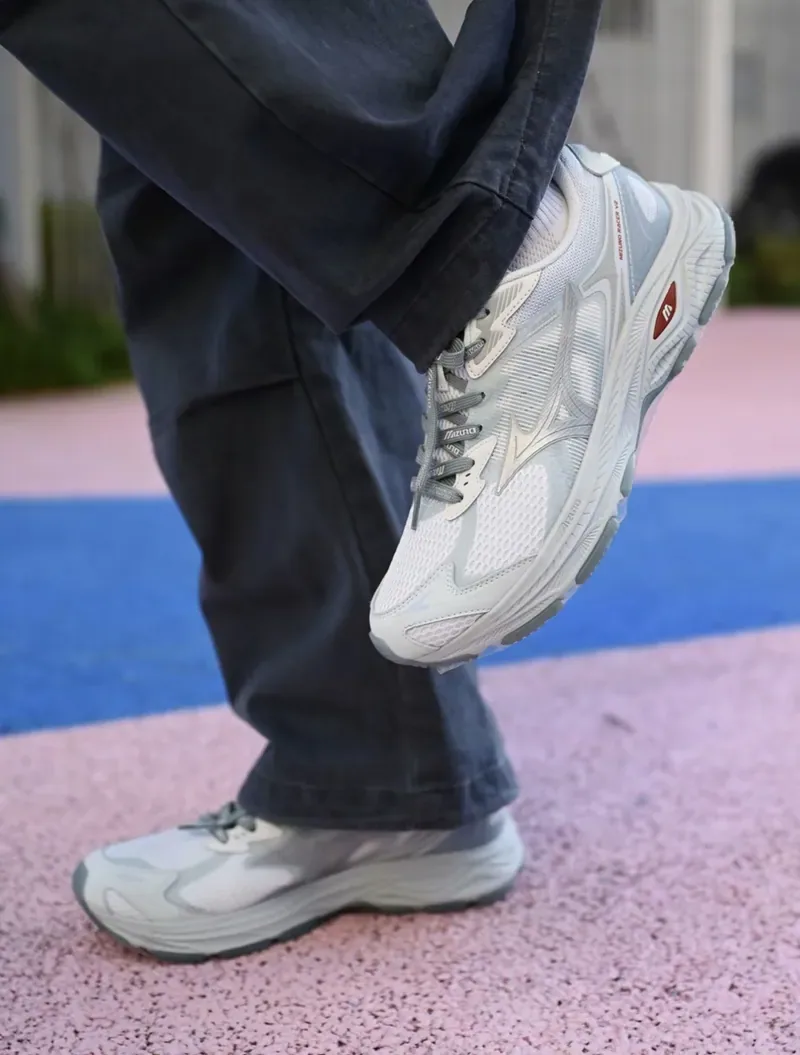 Mizuno Racer S V2 "Light Blue"