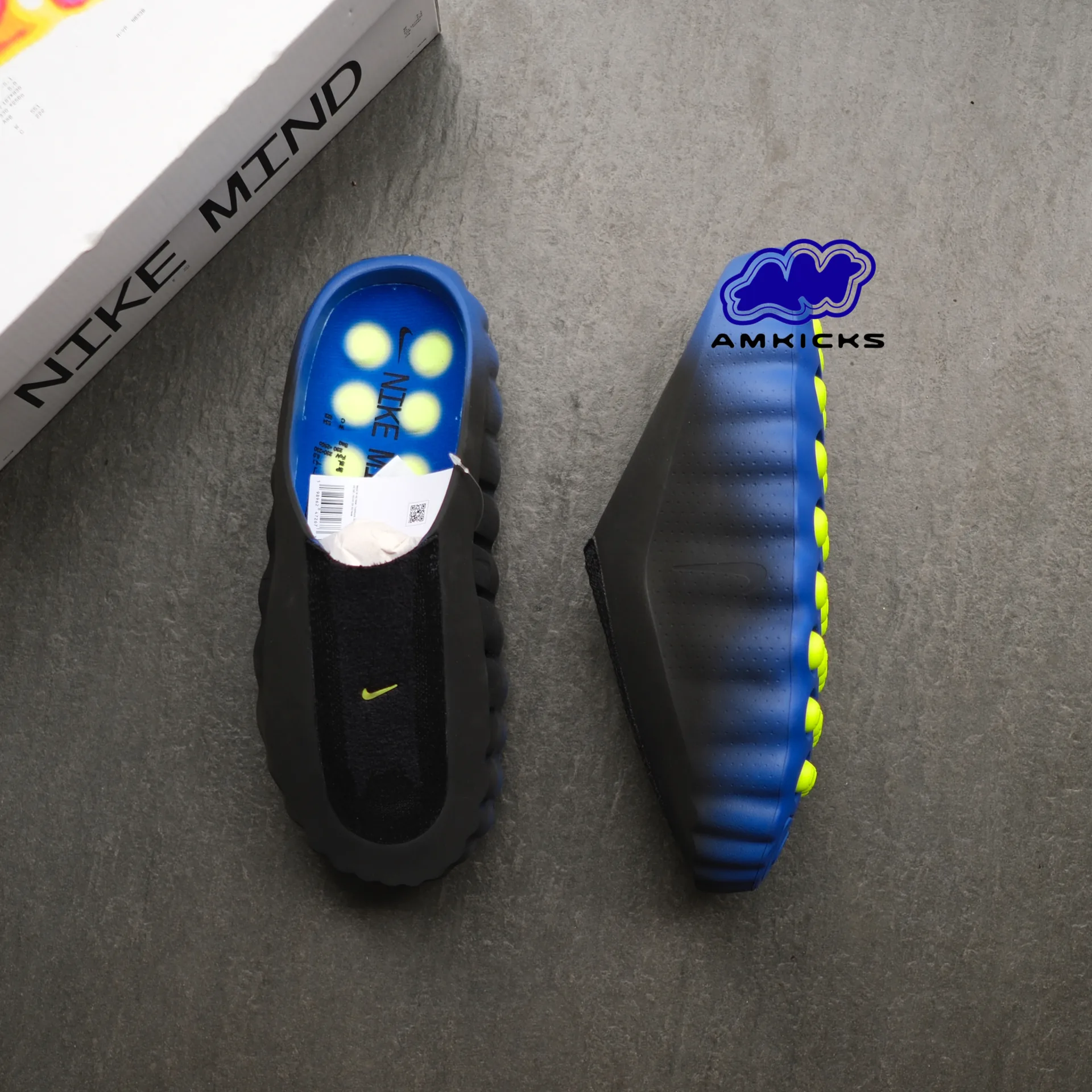 Nike Mind 001 Flyknit Slide "Hyper Royal Black"