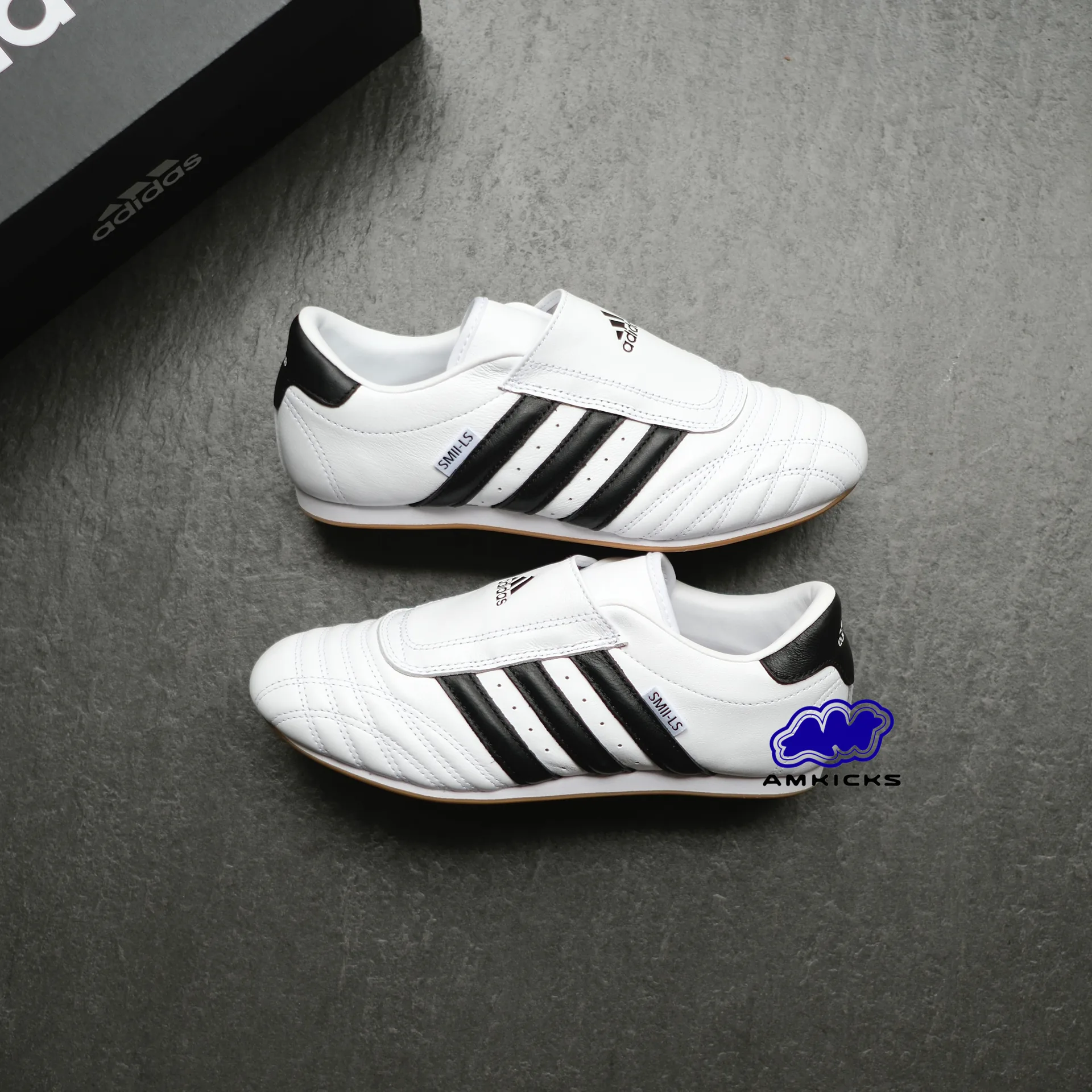 adidas Taekwondo "White Black"