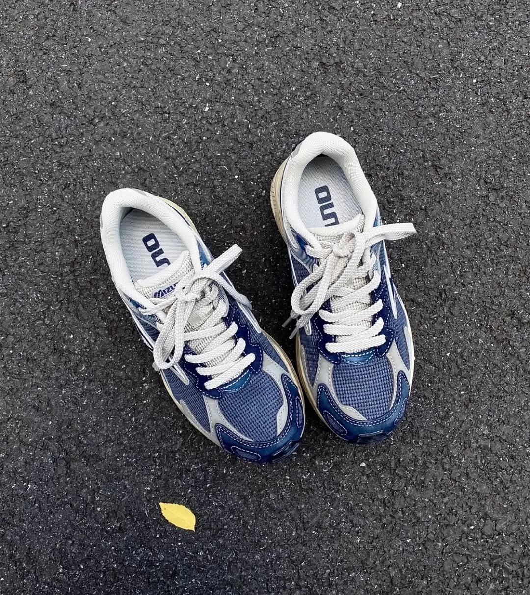 Mizuno Racer S "Navy Denim"