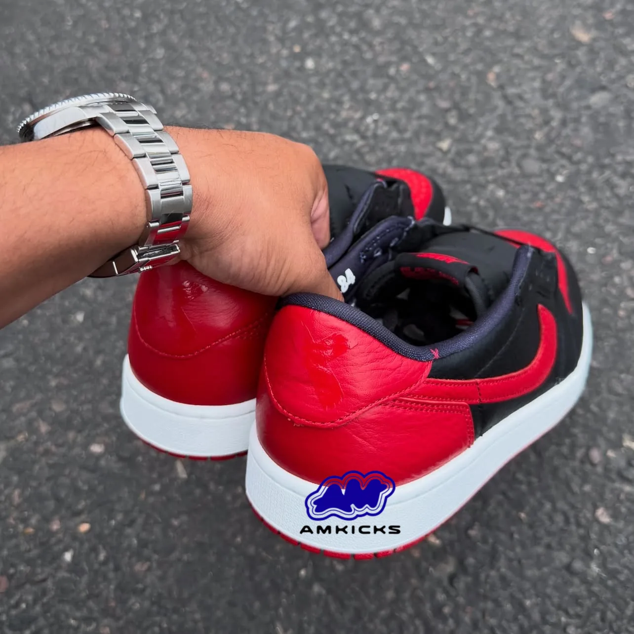 Jordan 1 Retro Low OG "Banned"