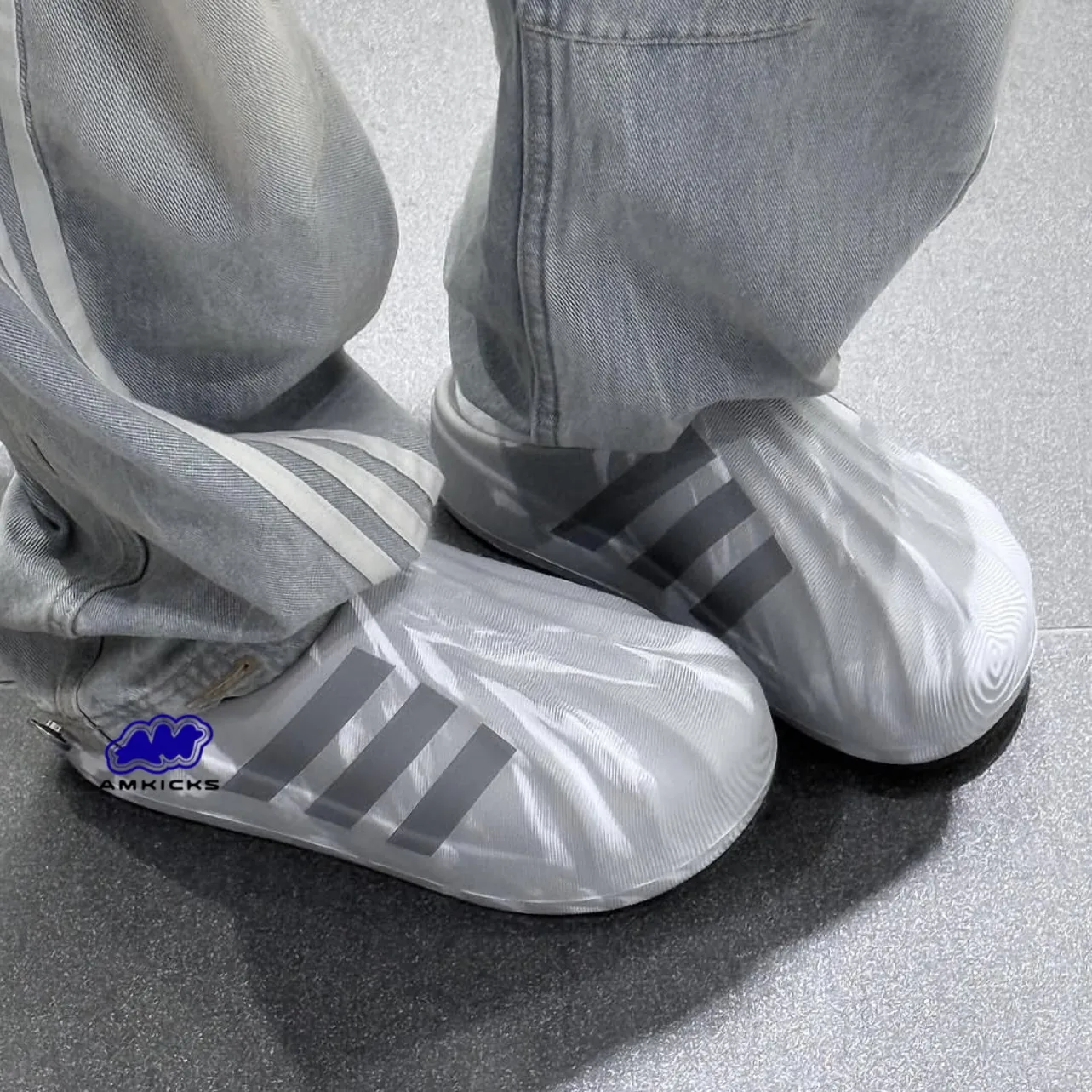 adiFOM Superstar Mule "Camo"