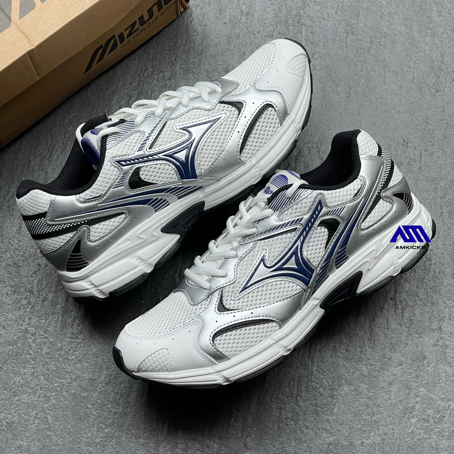 MIZUNO Speed 2K "White" - D1GH222906