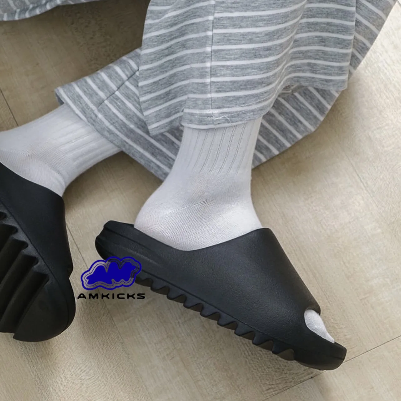 Yeezy Slide YZY YS-01 Black