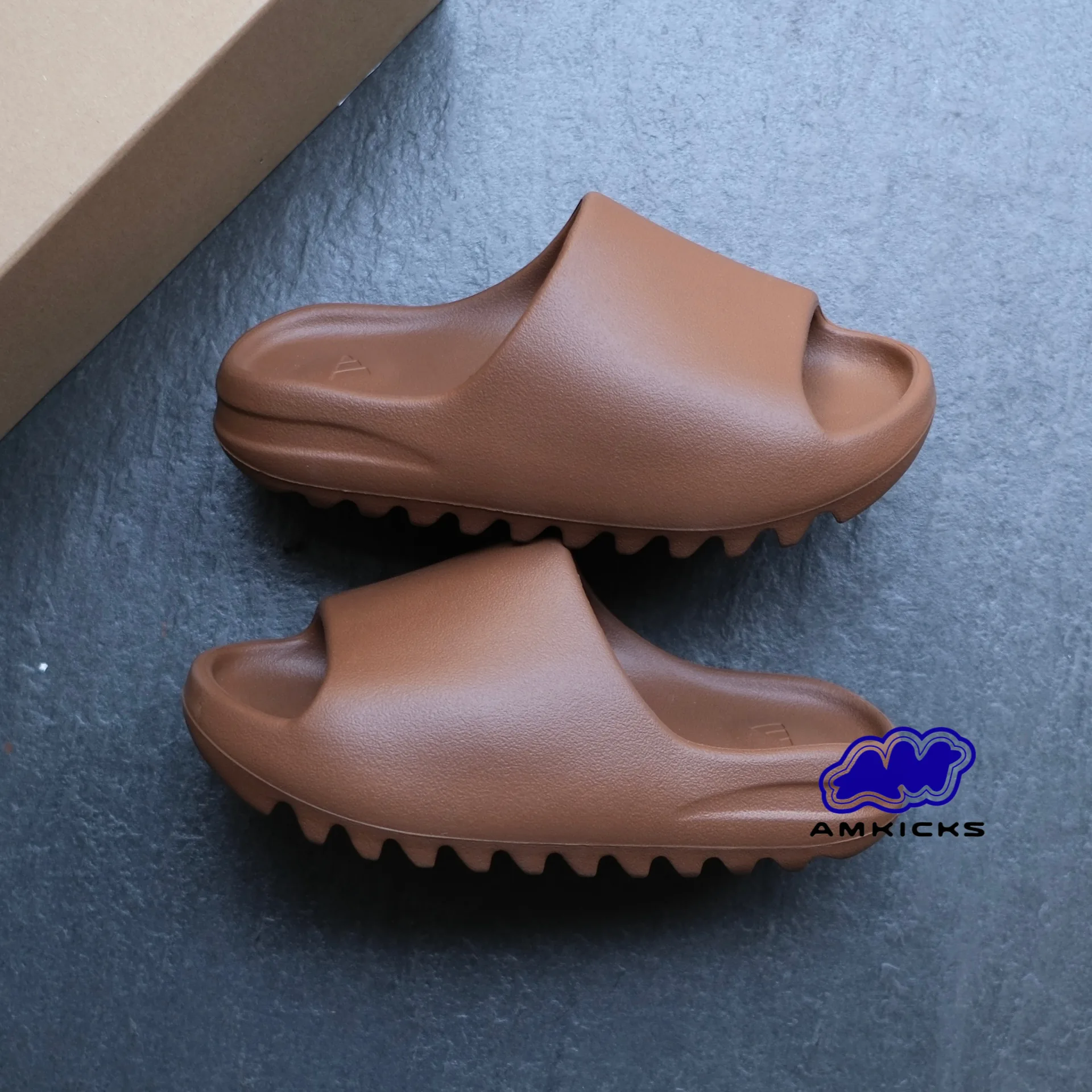 adidas Yeezy Slide "Flax"
