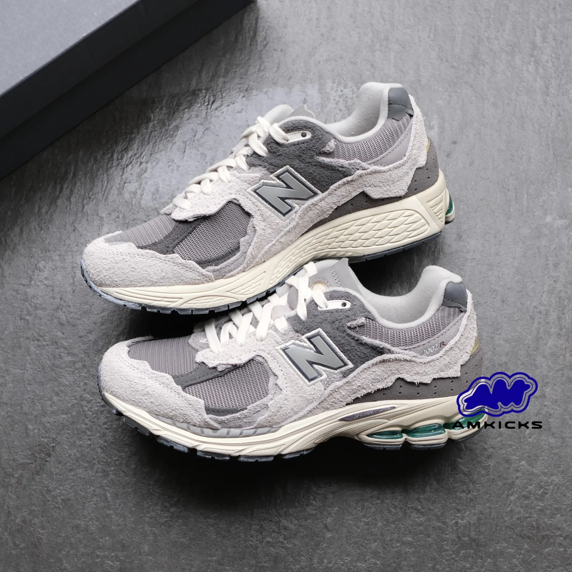 New Balance 2002R Protection Pack "Rain Cloud"