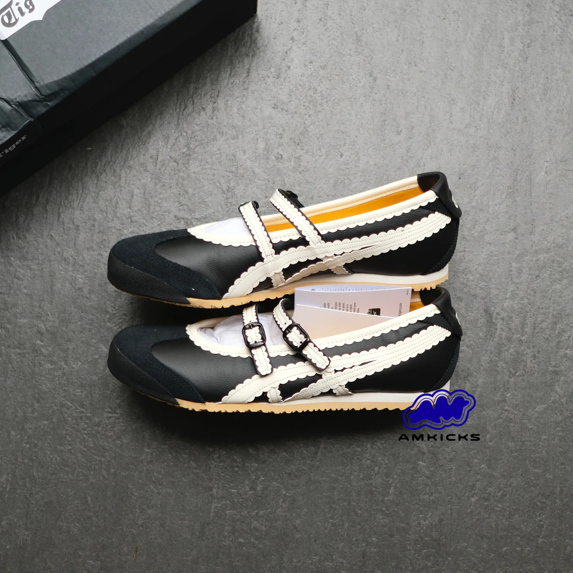 Onitsuka Tiger Mexico 66 TGRS "Black Cream"