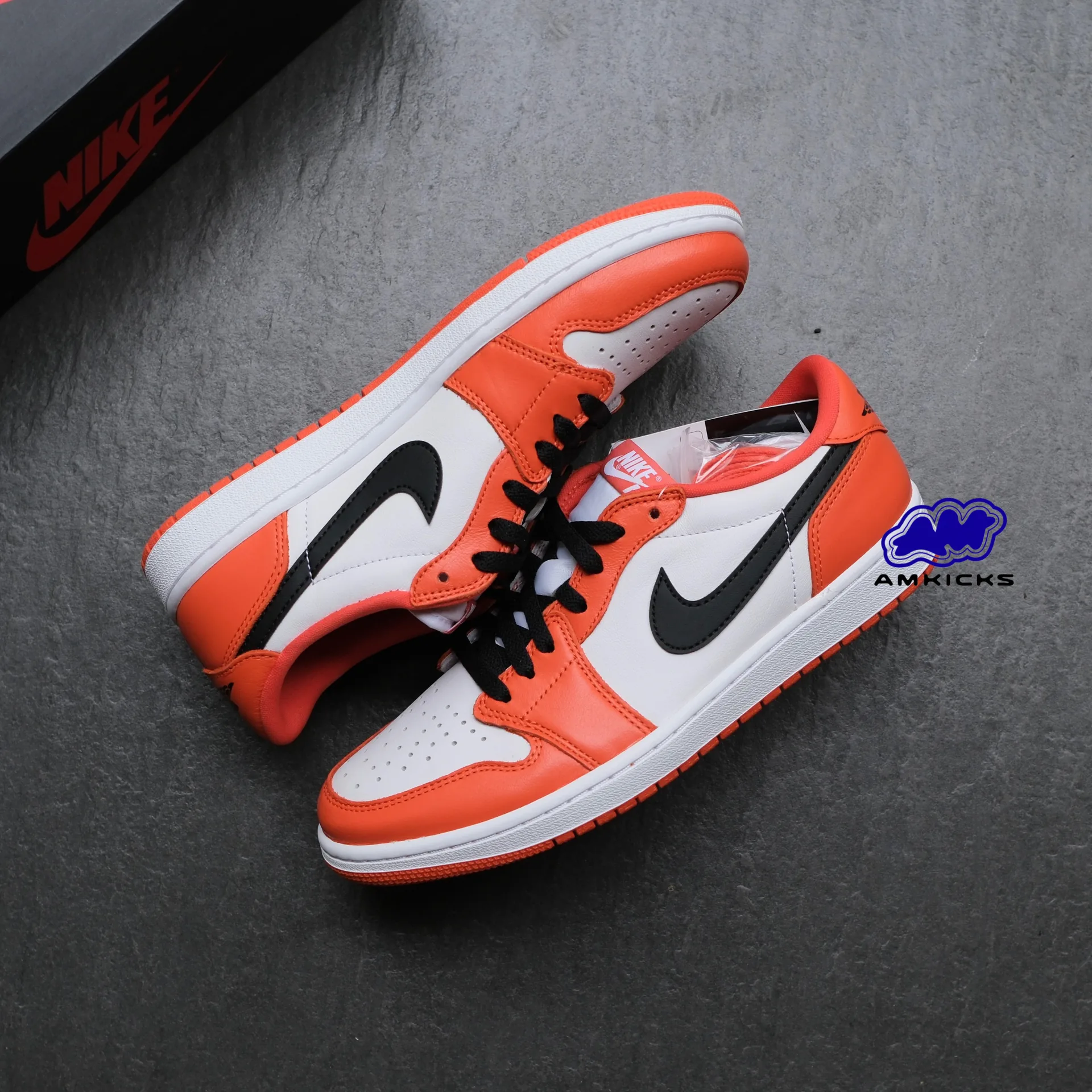 Jordan 1 Low OG "Starfish"